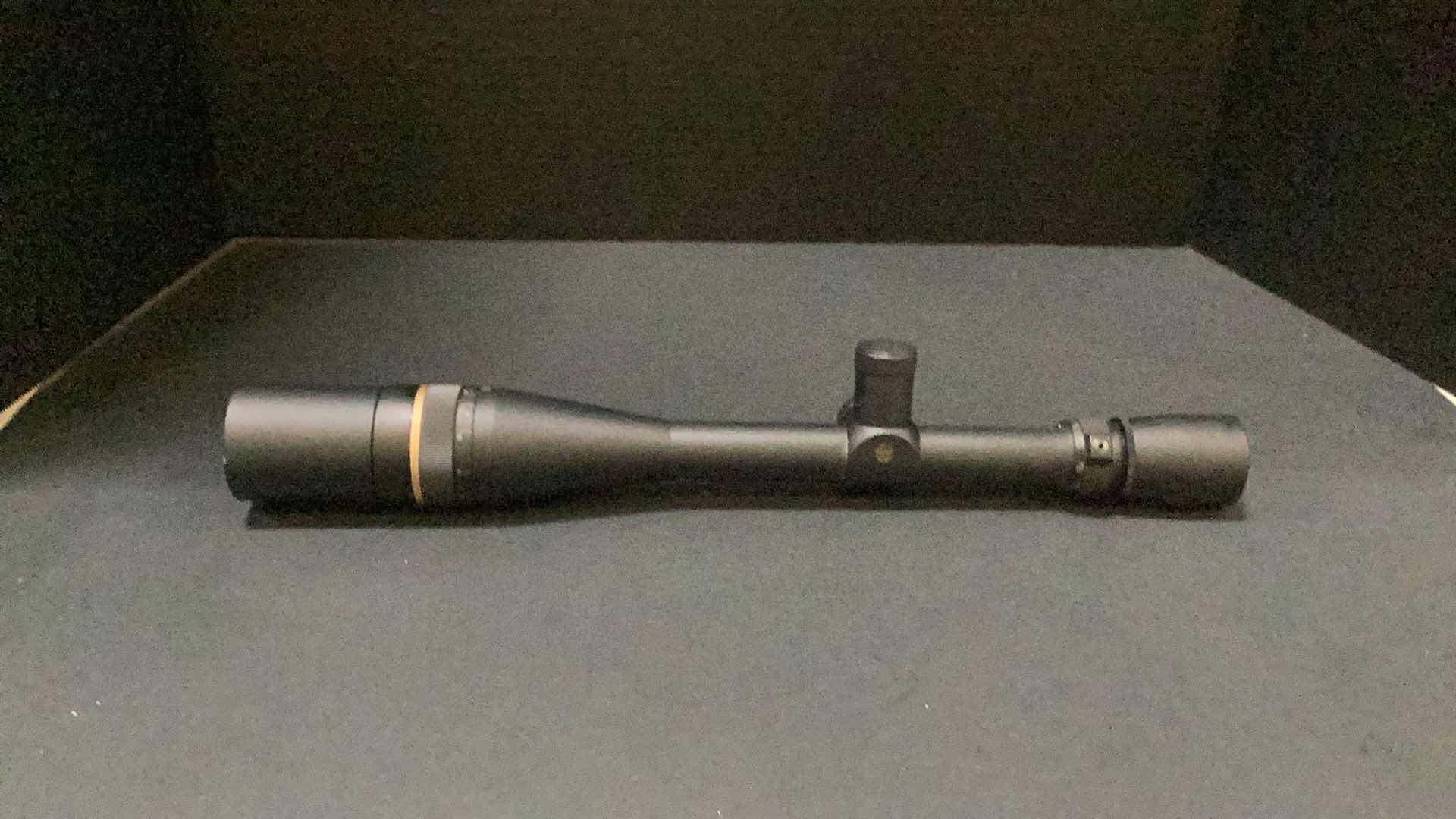 Photo 1 of LEUPOLD VARI - X III 6.6-20 E.F.R RIFLE SCOPE