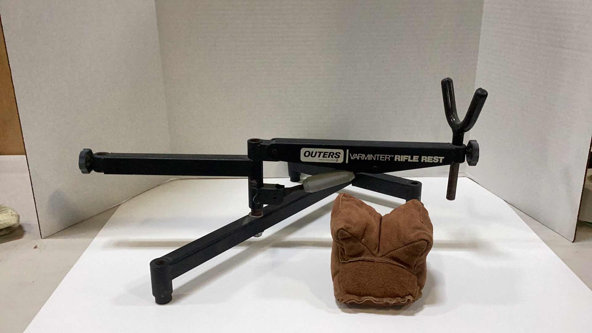 Photo 1 of OUTERS VARMINTER RIFLE REST AND SUEDE RIFLE REST