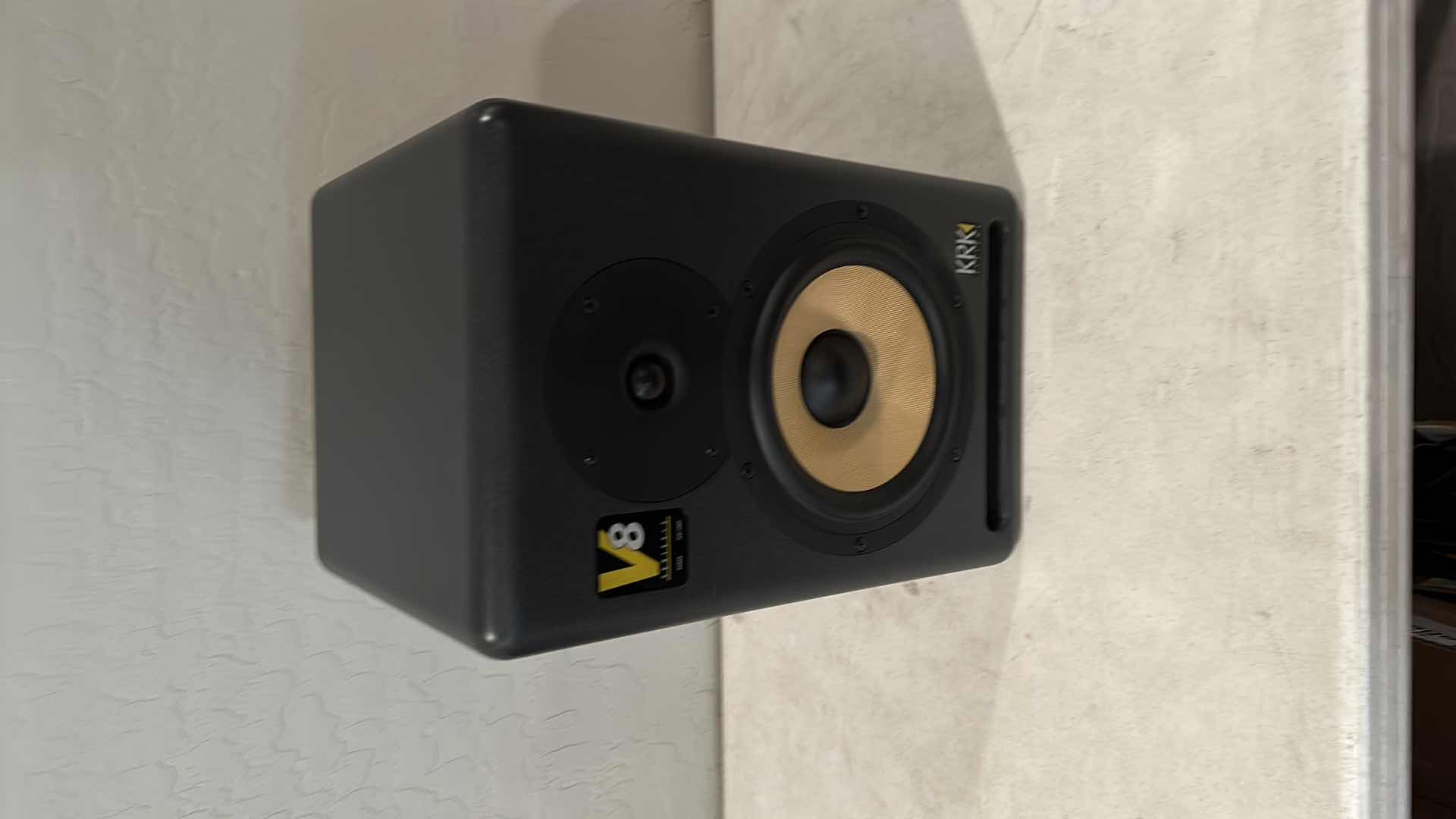 Photo 2 of KRK SYSTEM V8 SERIES 2 POWERED MONITOR