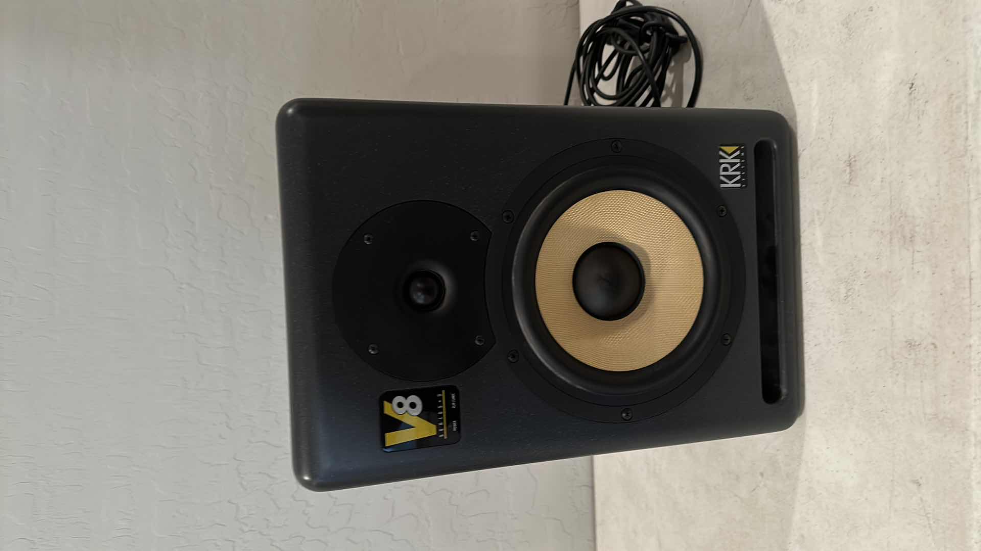 Photo 1 of KRK SYSTEM V8 SERIES 2 POWERED MONITOR
