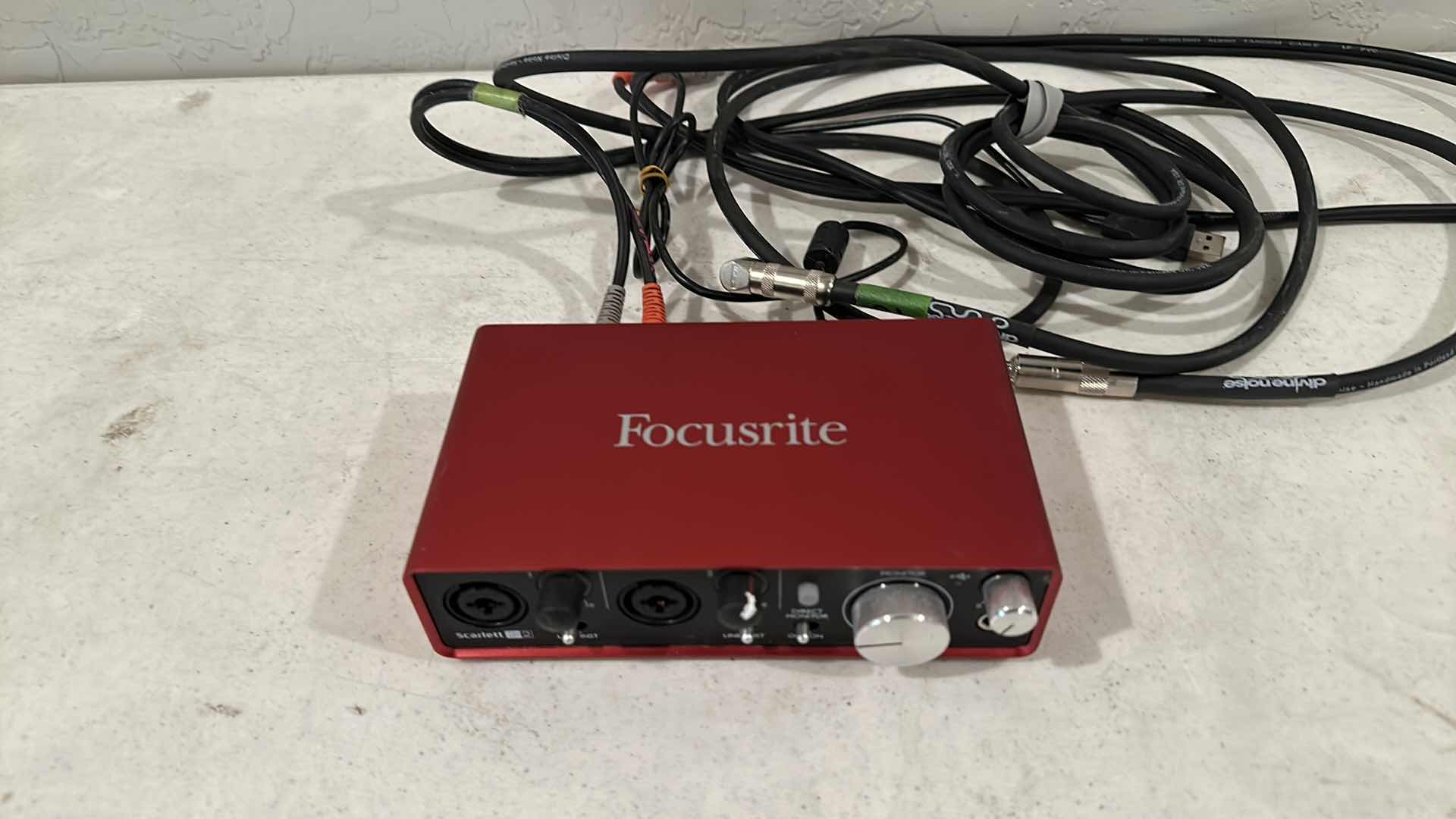 Photo 2 of FOCUSRITE AUDIO INTERFACE RECORDING FOR GUITARIST, VOCALIST & PODCASTERS 