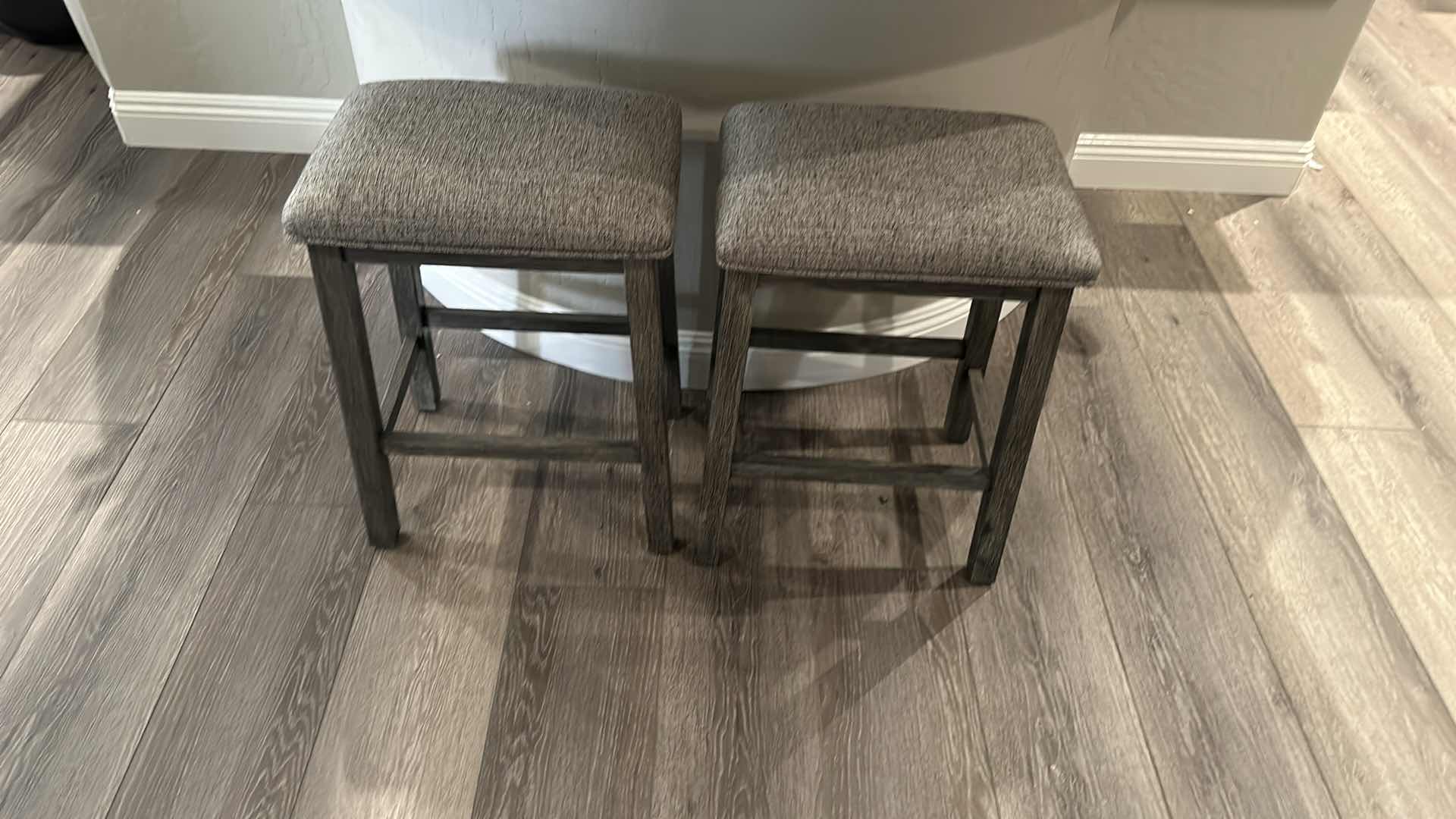 Photo 6 of 2 COUNTER HEIGHT WOOD BARSTOOLS WITH TWEED FABRIC TOP H25”