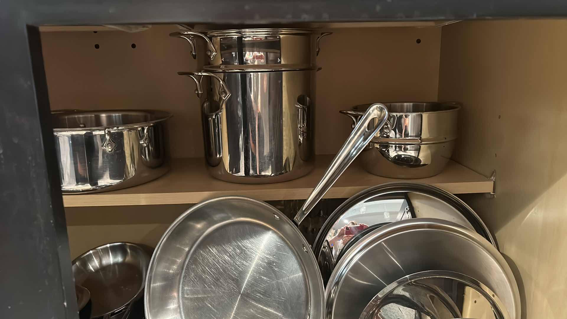 Photo 5 of ENTIRE CABINET OF POTS AND PANS