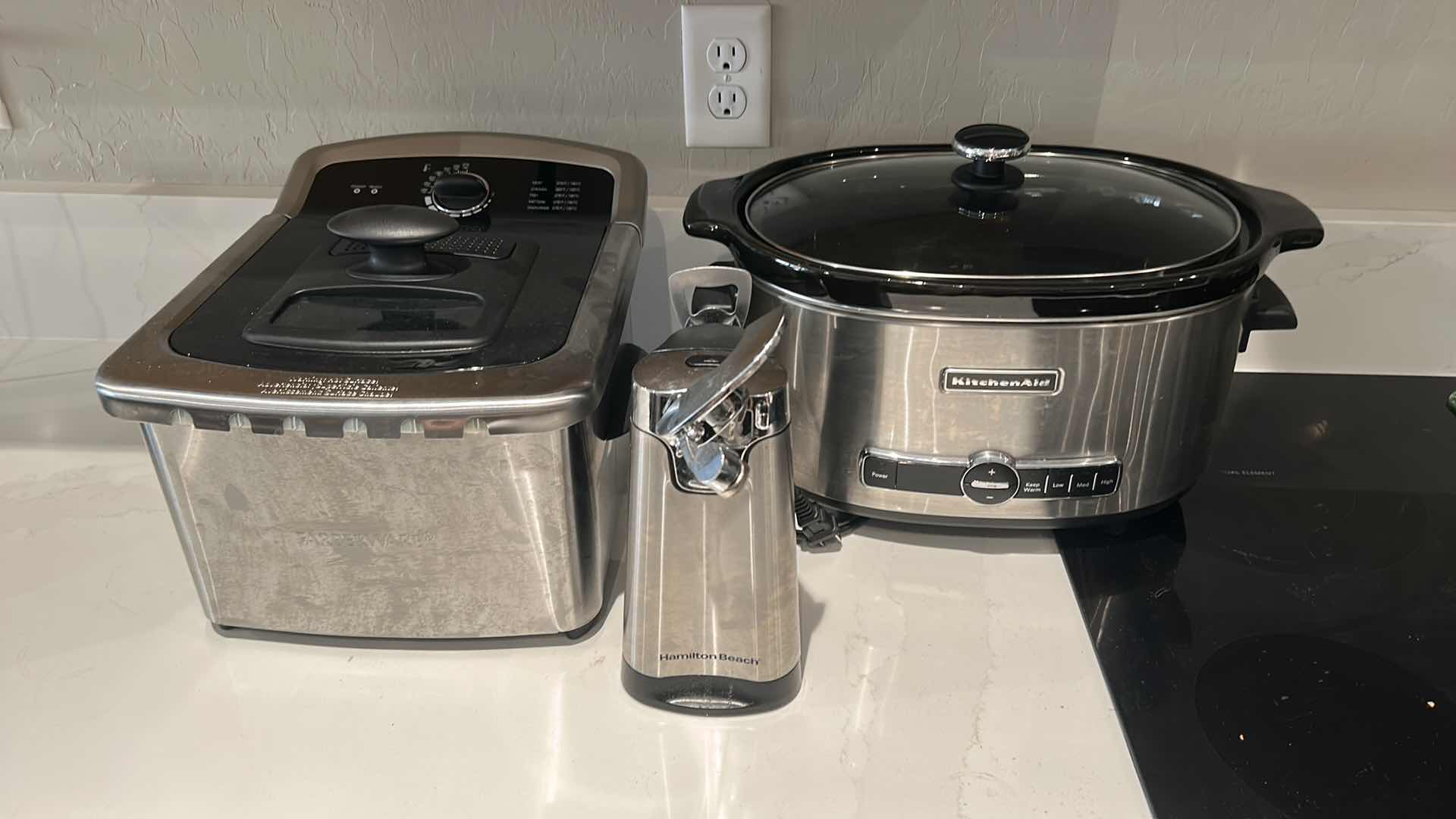 Photo 5 of  3 KITCHEN APPLIANCES - AIR FRYER, CAN OPENER, CROCK POT