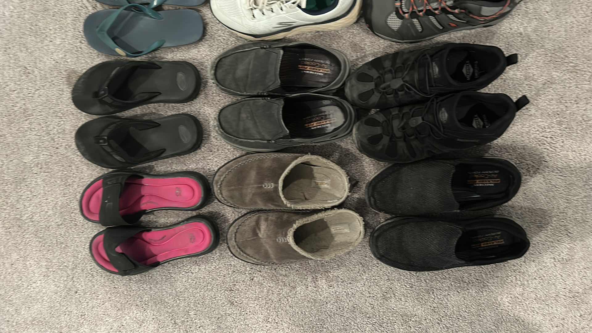 Photo 2 of MENS SHOE ASSORTMENT MOSTLY SIZE 11, 11.5