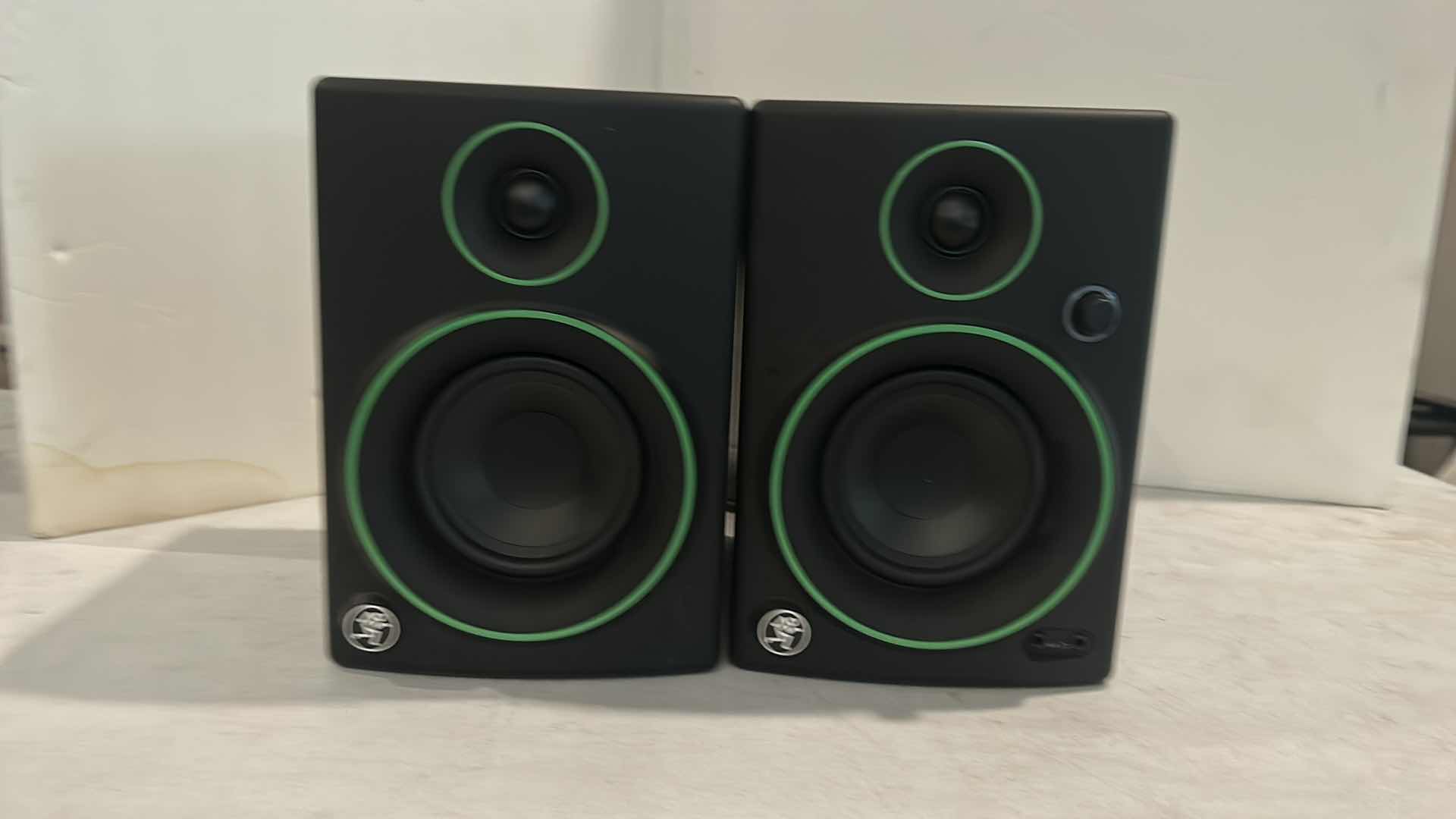 Photo 5 of 2 CR4 CREATIVE REFERENCE MULTI MEDIA MONITOR AND SPEAKER