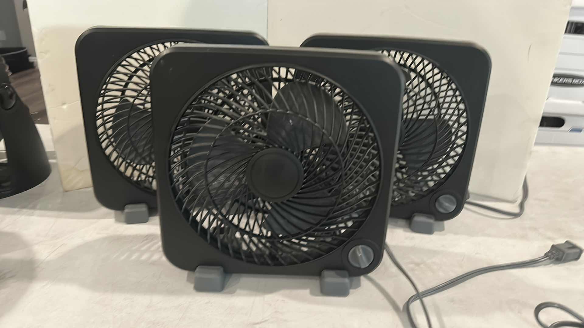 Photo 5 of 3 SMALL FANS