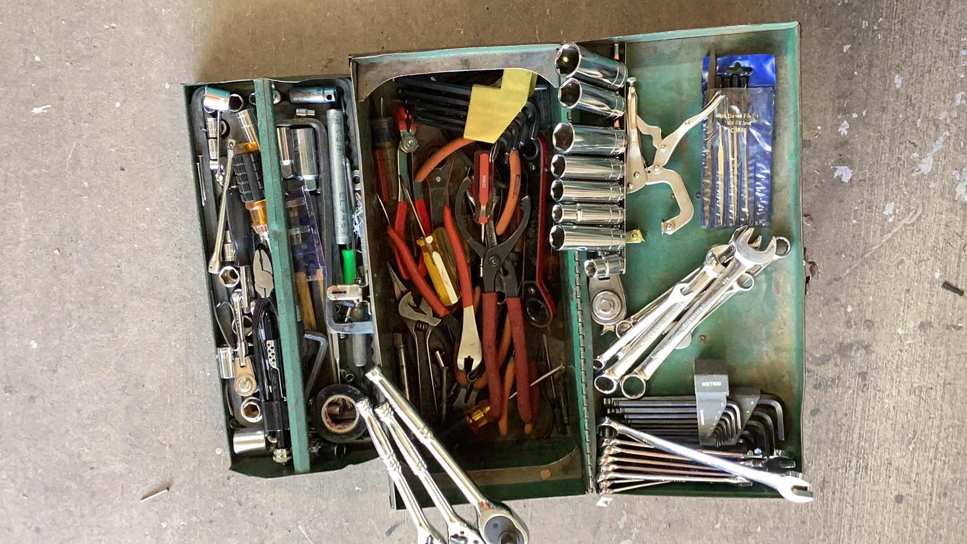 Photo 1 of METAL TOOLBOX WITH ASSORTED TOOLS