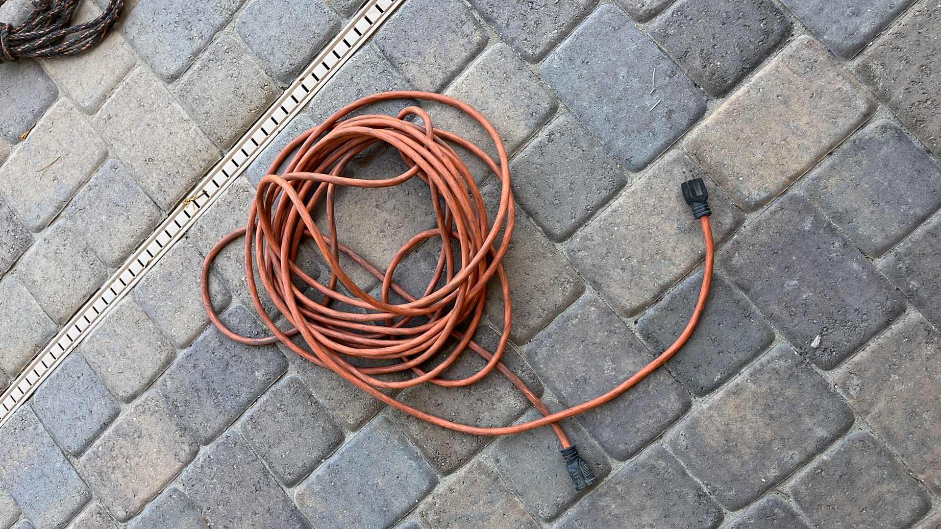 Photo 5 of POWER CORDS SET OF 2, BUNDLE OF ROPE