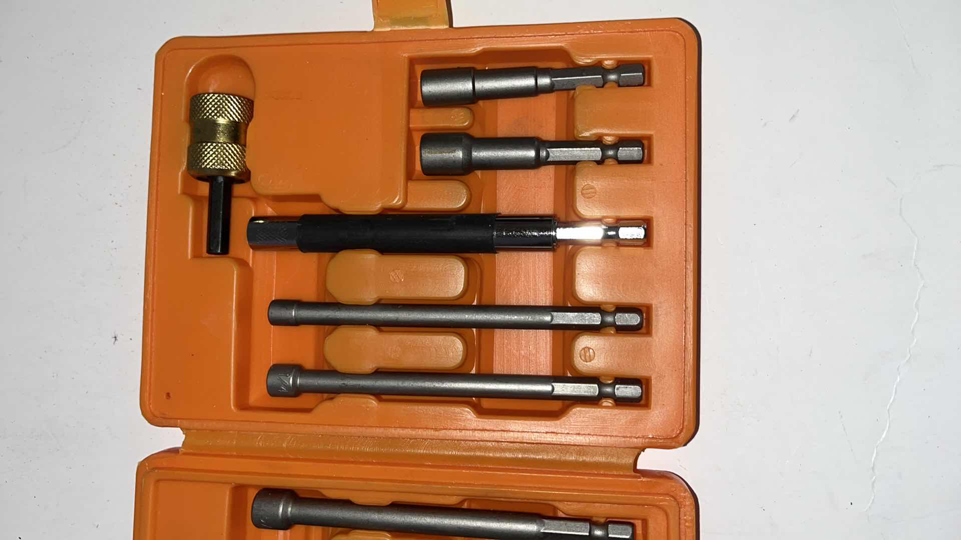 Photo 3 of NUT DRIVER SET