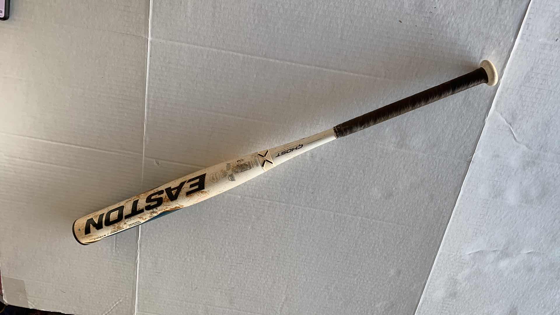 Photo 1 of $400 EASTON GHOST -10 DOUBLE BARREL FASTPITCH SOFTBALL BAT 32”