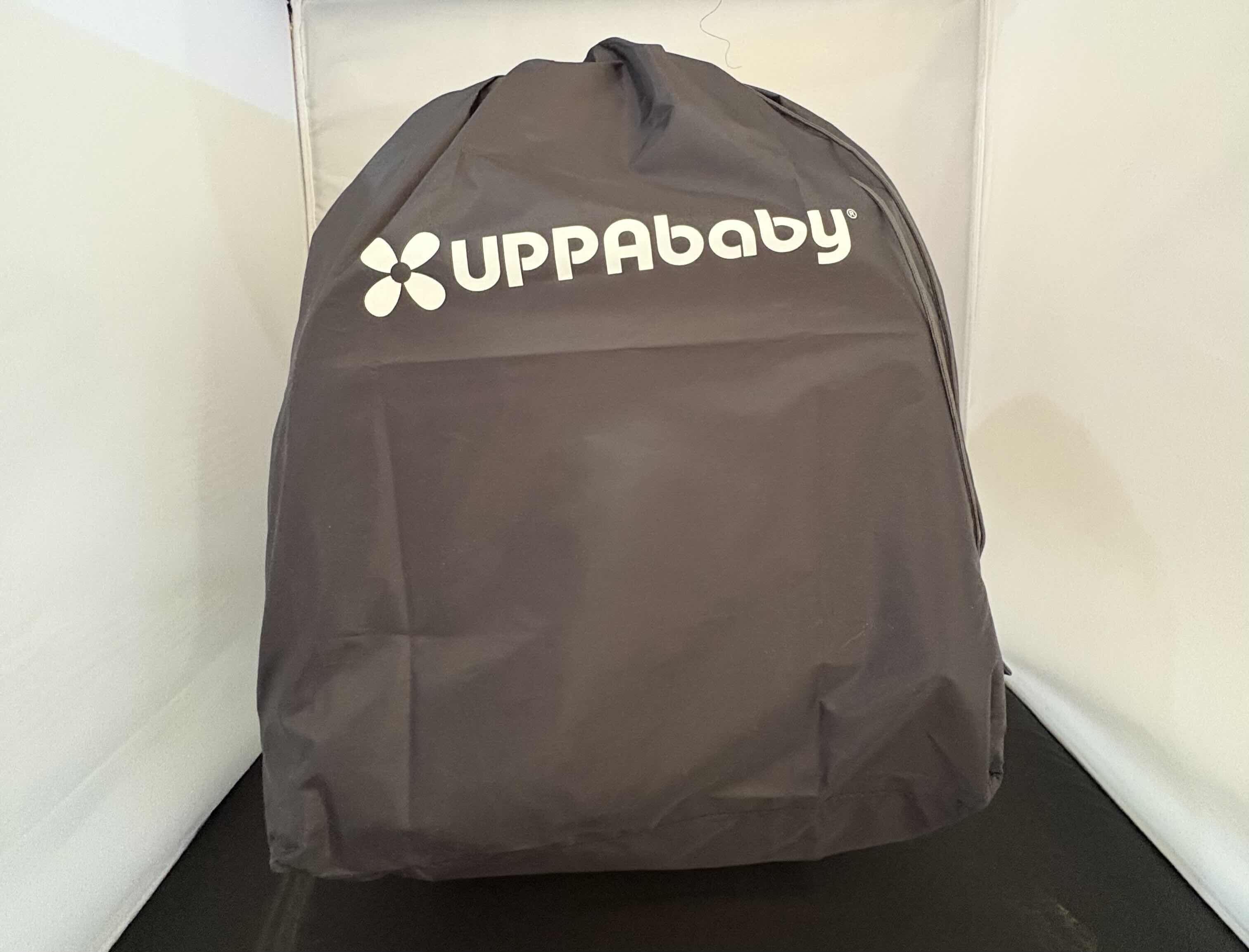 Photo 2 of BRAND NEW - UPPABABY MINU BASSINET SEAT IN CHARCOAL WITH CARRYING CASE FOR STROLLER