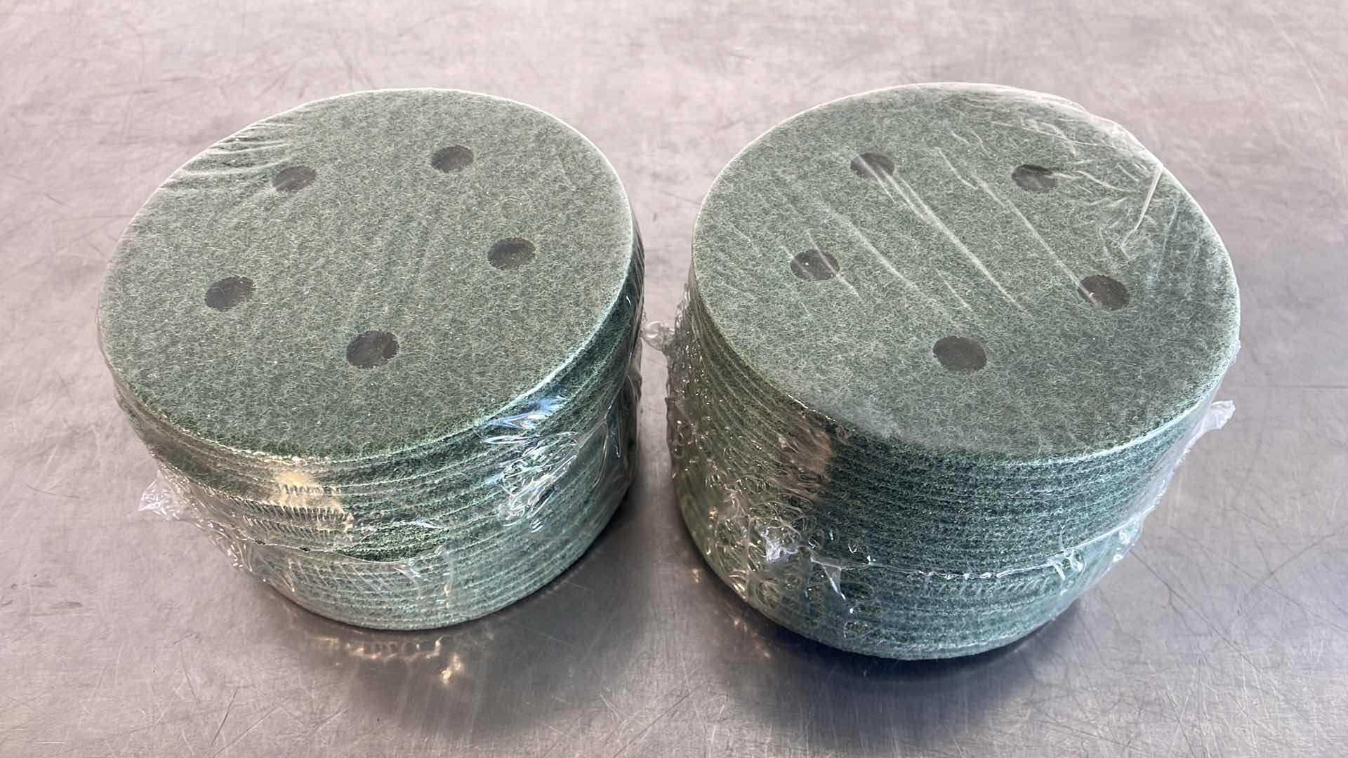 Photo 2 of CLAYTON 5” VELCRO SURFACE PREP VACU DISC (2-20PACKS)