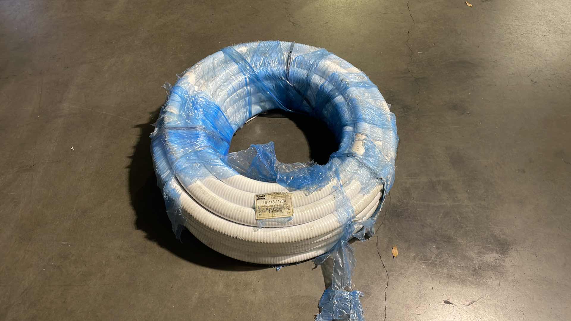 Photo 2 of SIERRA MARINE SHIELDS VAC EXTRA HEAVY-DUTY FDA GRADE HOSES 16-148-1120W