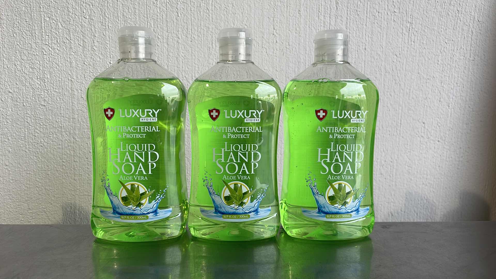 Photo 1 of LUXURY HYGIENE ALOE VERA LIQUID HAND SOAP 3-16.9oz BOTTLES