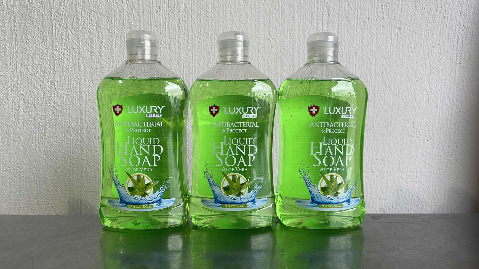 Photo 1 of LUXURY HYGIENE ALOE VERA LIQUID HAND SOAP 3-16.9oz BOTTLES