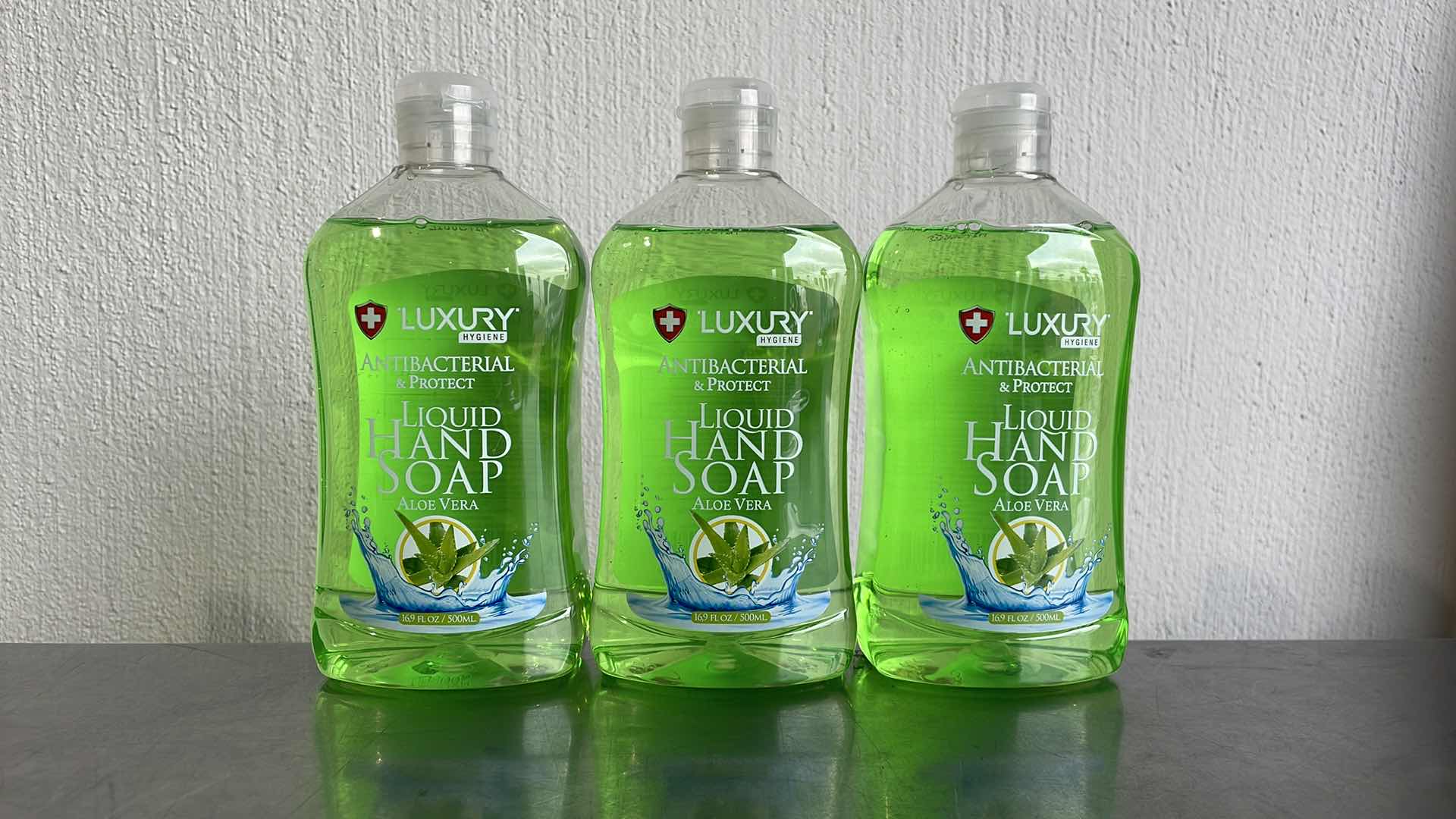 Photo 1 of LUXURY HYGIENE ALOE VERA LIQUID HAND SOAP 3-16.9oz BOTTLES