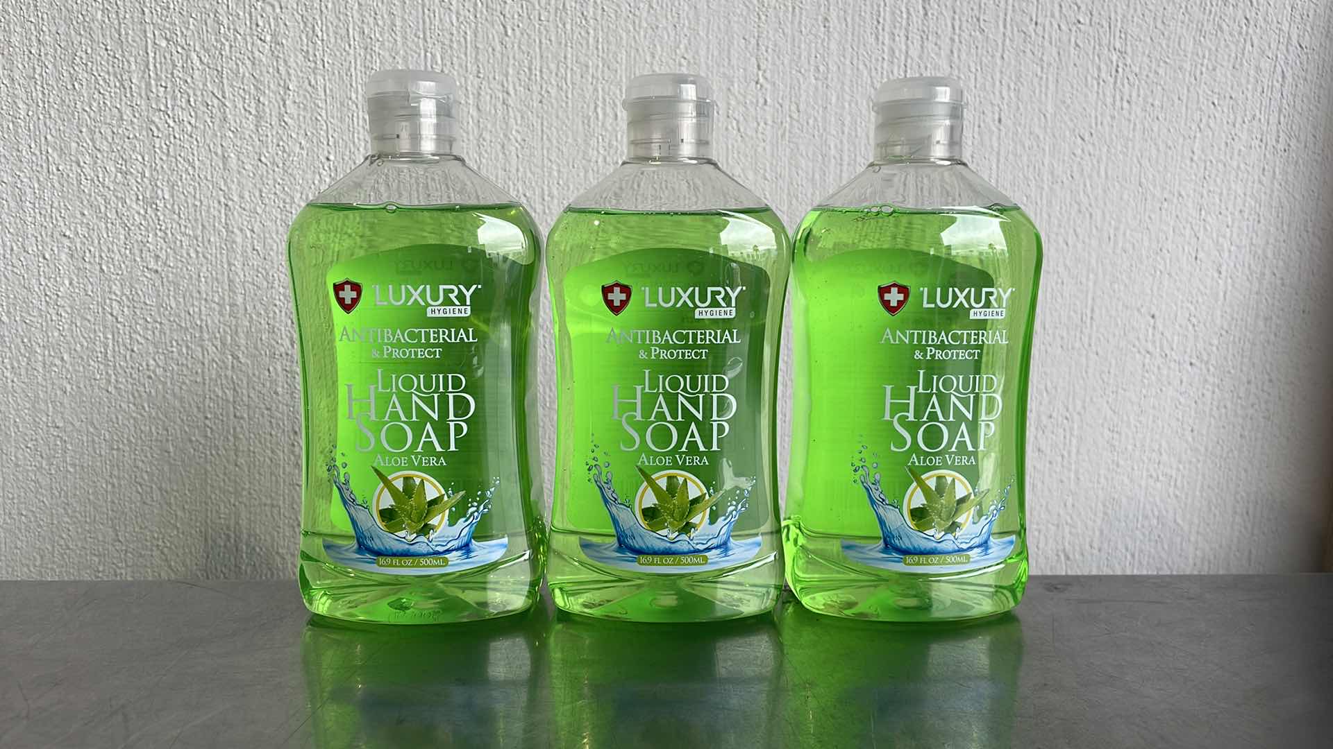 Photo 1 of LUXURY HYGIENE ALOE VERA LIQUID HAND SOAP 3-16.9oz BOTTLES