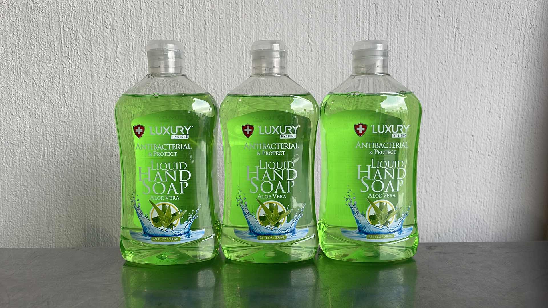 Photo 1 of LUXURY HYGIENE ALOE VERA LIQUID HAND SOAP 3-16.9oz BOTTLES