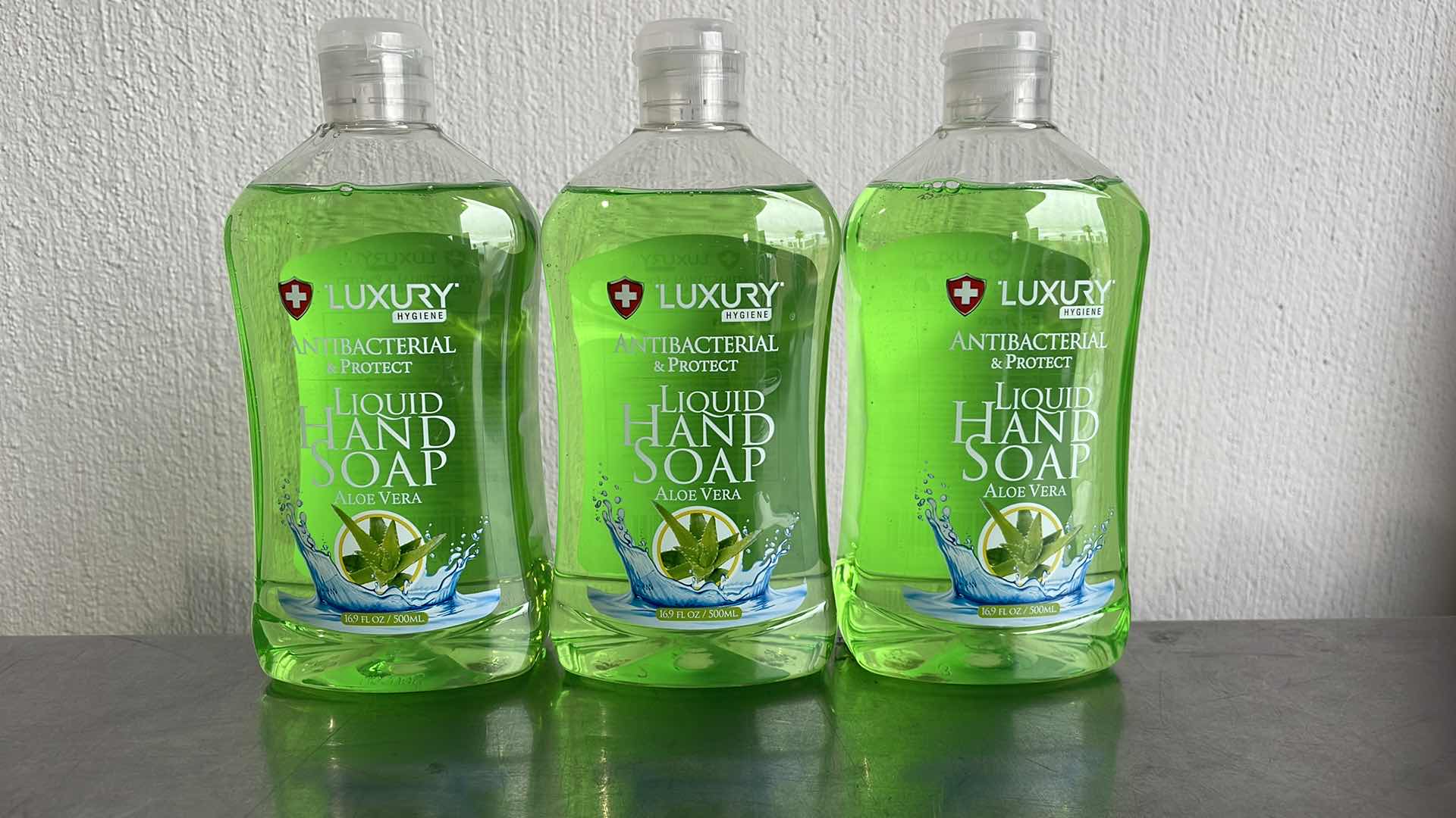 Photo 1 of LUXURY HYGIENE ALOE VERA LIQUID HAND SOAP 3-16.9oz BOTTLES