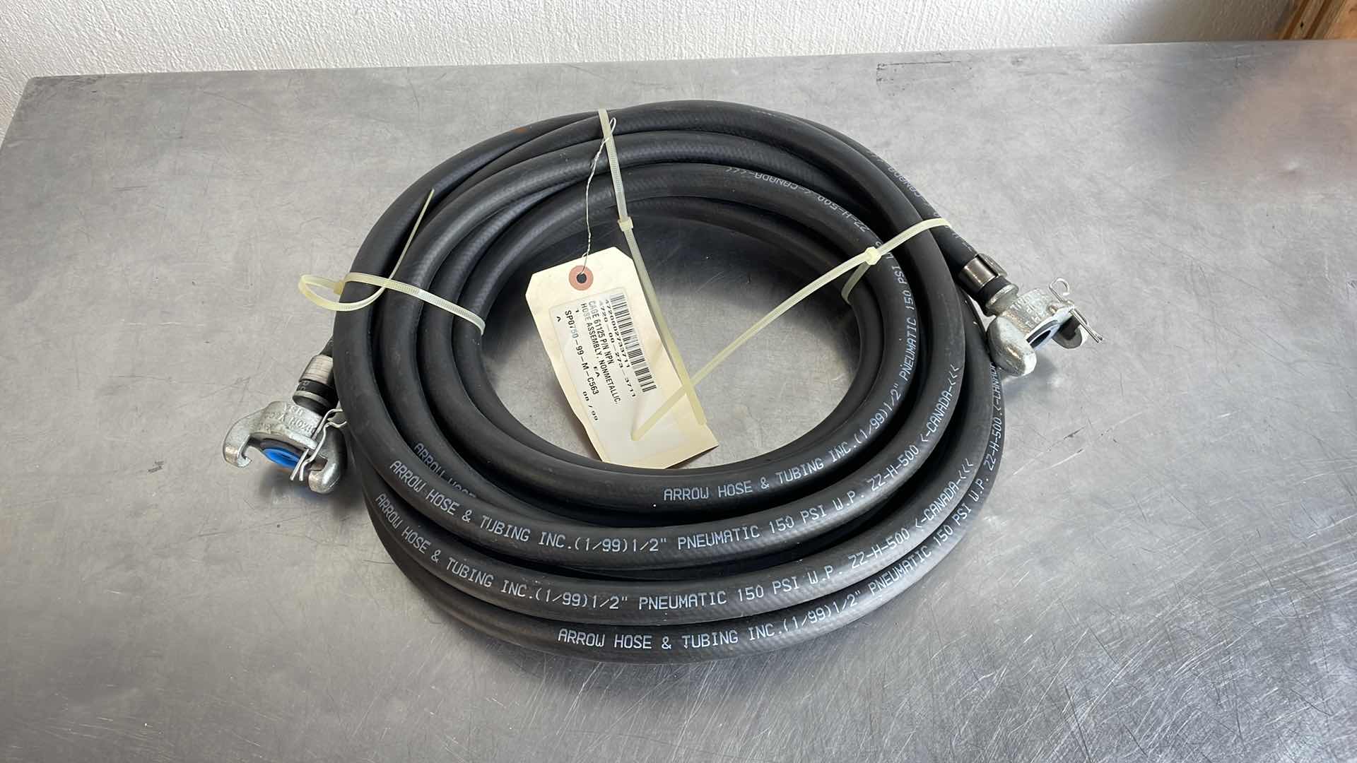 Photo 1 of 1/2” PNEUMATIC AIR HOSE WITH QUICK CONNECT FITTINGS 150PSI 25FT