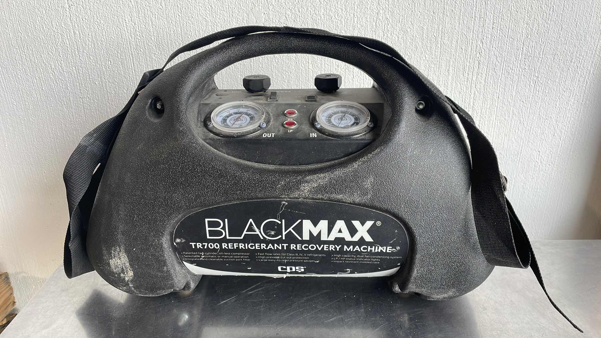 CPS BLACKMAX TR700 REFRIGERANT RECOVERY MACHINE POWERS ON ABLE ABLE TO TEST