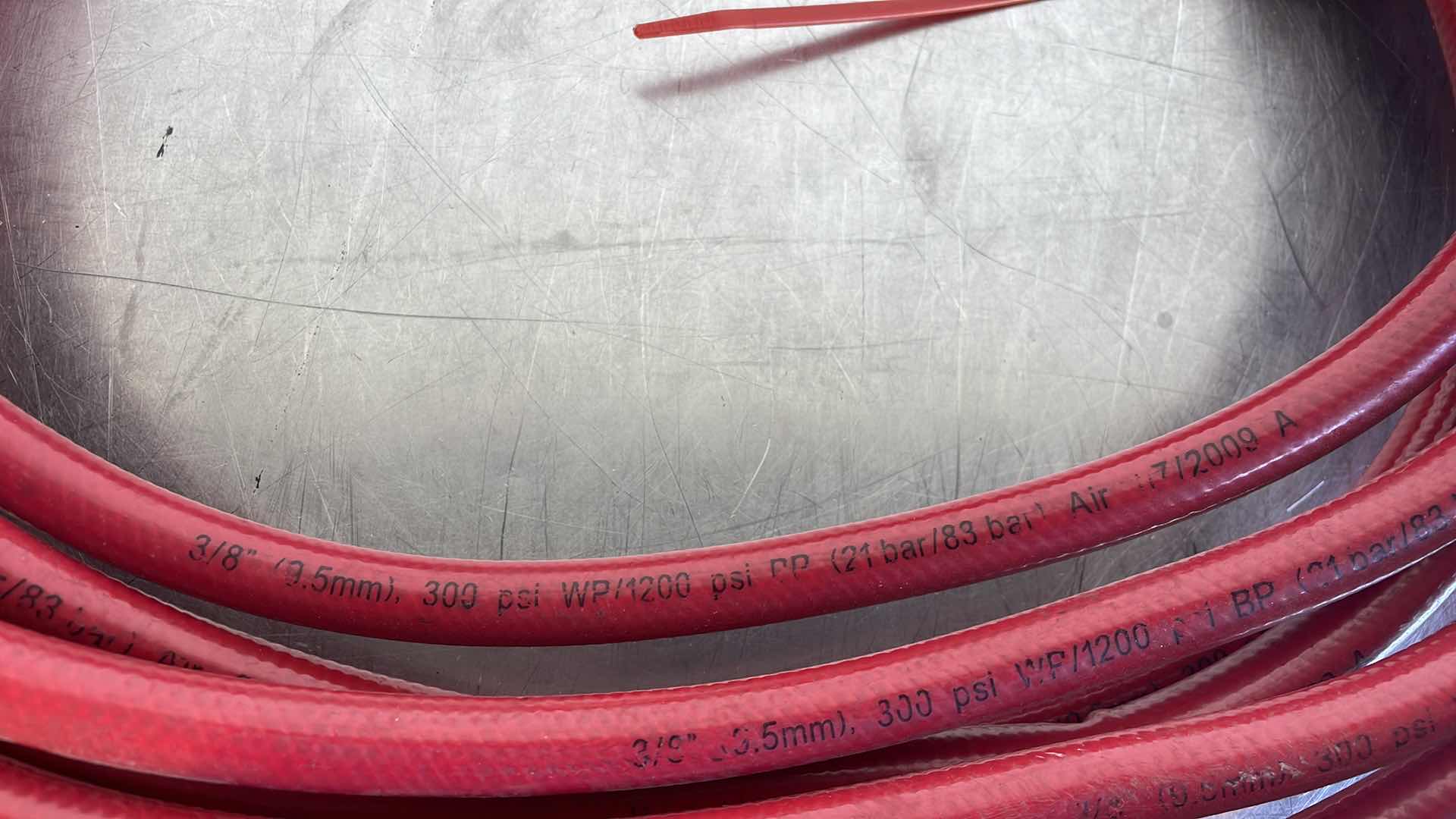 Photo 3 of CRAFTSMAN AIR HOSE 3/8” 300PSI 50’