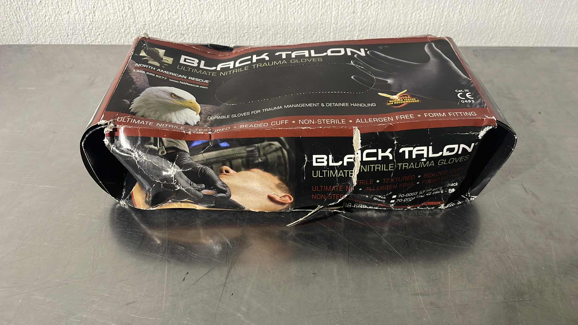 Photo 1 of BLACK TALON ULTIMATE NITRILE GLOVES (SMALL) DAMAGED BOX