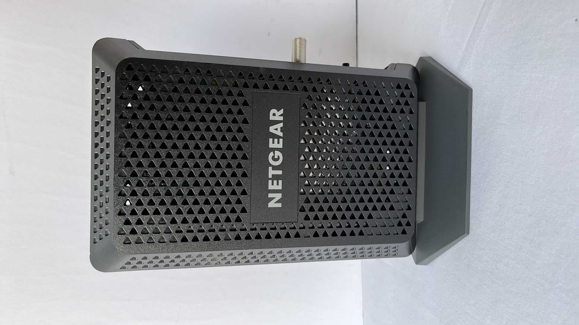 Photo 3 of NETGEAR CABLE MODEM (MODEL CM1000)