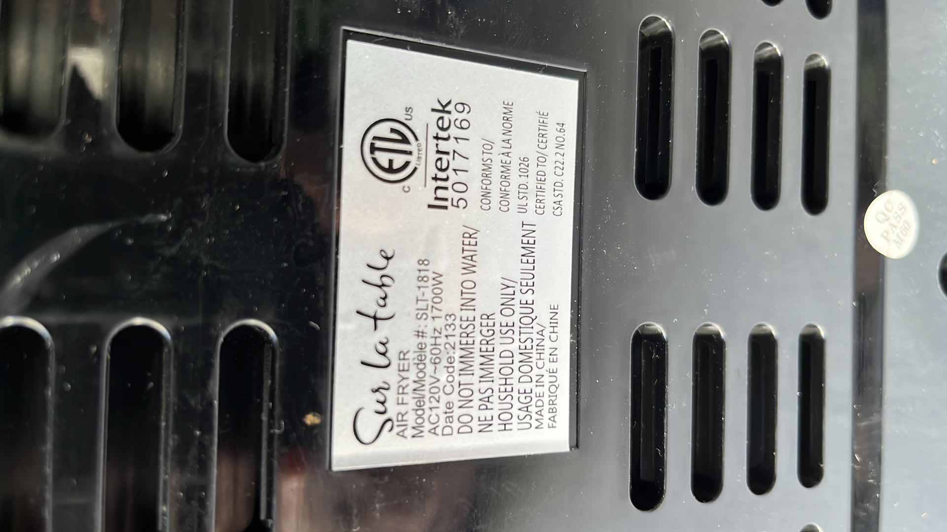 Photo 9 of SUR LA TABLE AIR FRYER (MODEL SLT-1818)