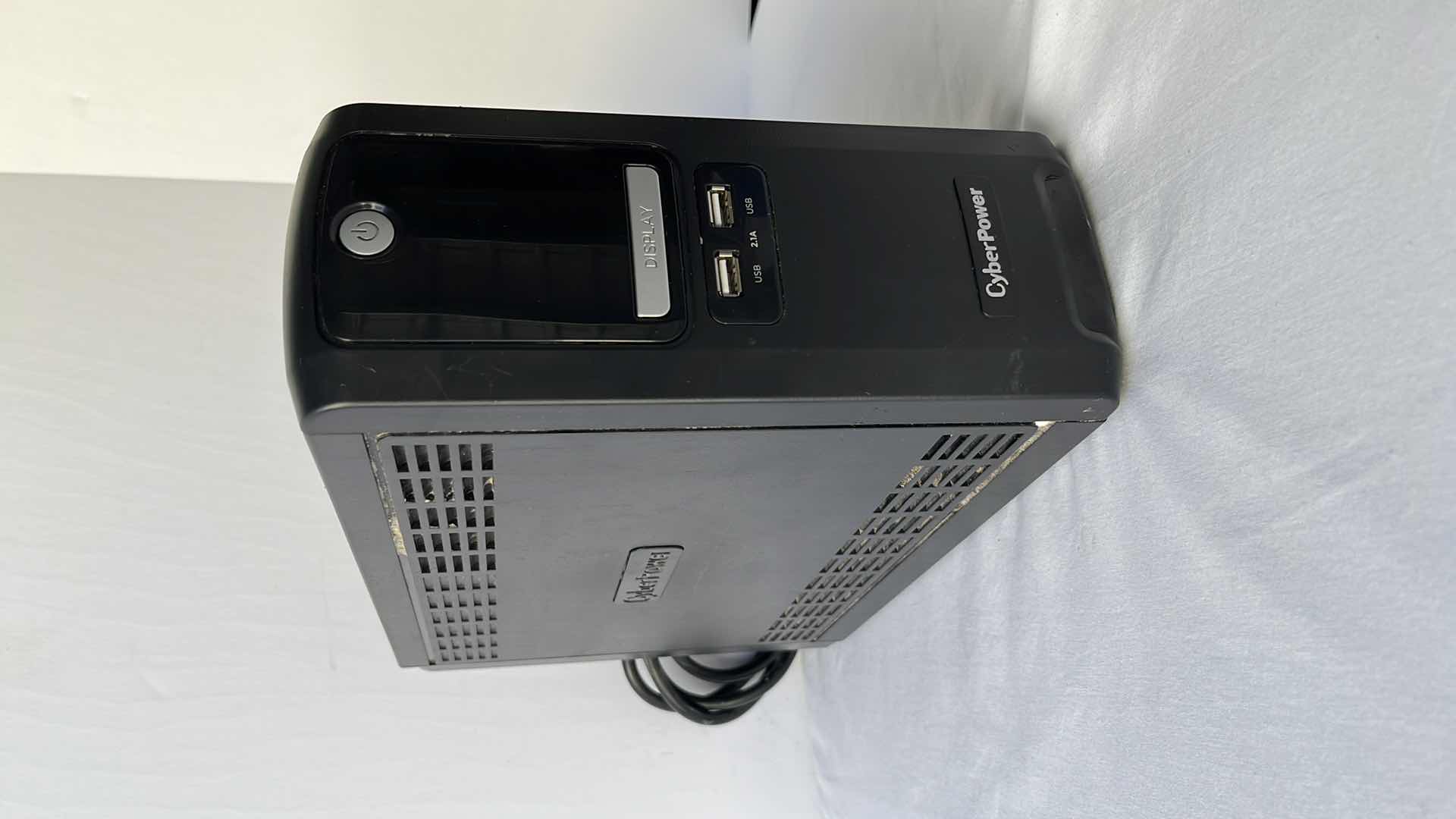 Photo 2 of CYBERPOWER BATTERY BACKUP/SURGE PROTECTION 1350VA/810W AVR, LCD & USB 2.0 UPS SYSTEM (CST135XLU)