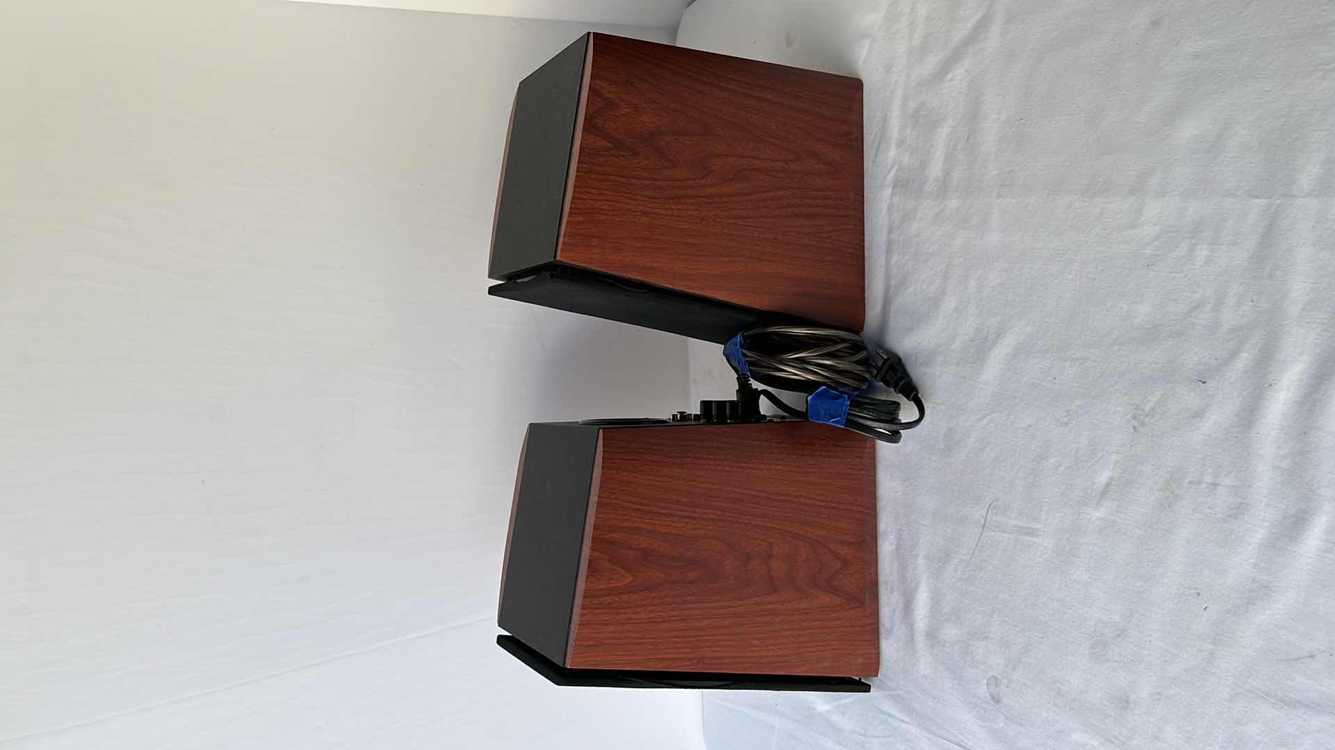 Photo 3 of EDIFIER POWERED MULTIMEDIA BLUETOOTH BOOKSHELF SPEAKERS W REMOTE (R2000DB)