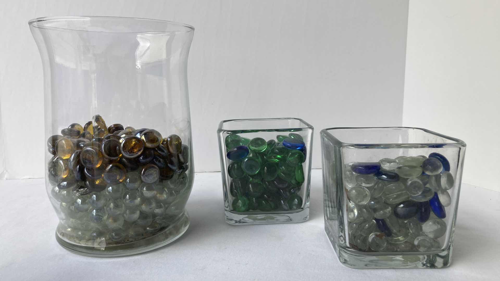 Photo 3 of CLEAR GLASS 9” VASE & JARS W MULTI COLOR MARBLES