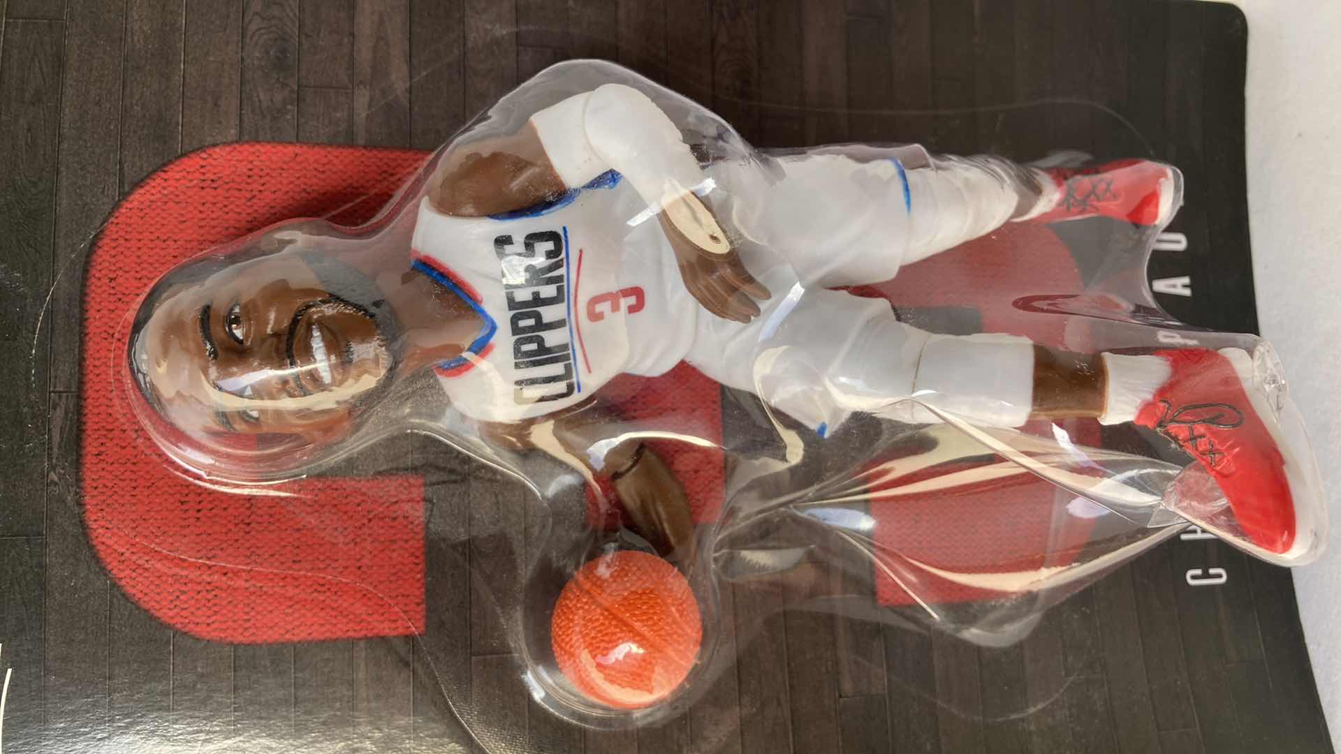 Photo 2 of NEW NBA CLIPPERS CHRIS PAUL ACTION FIGURE H6.5”