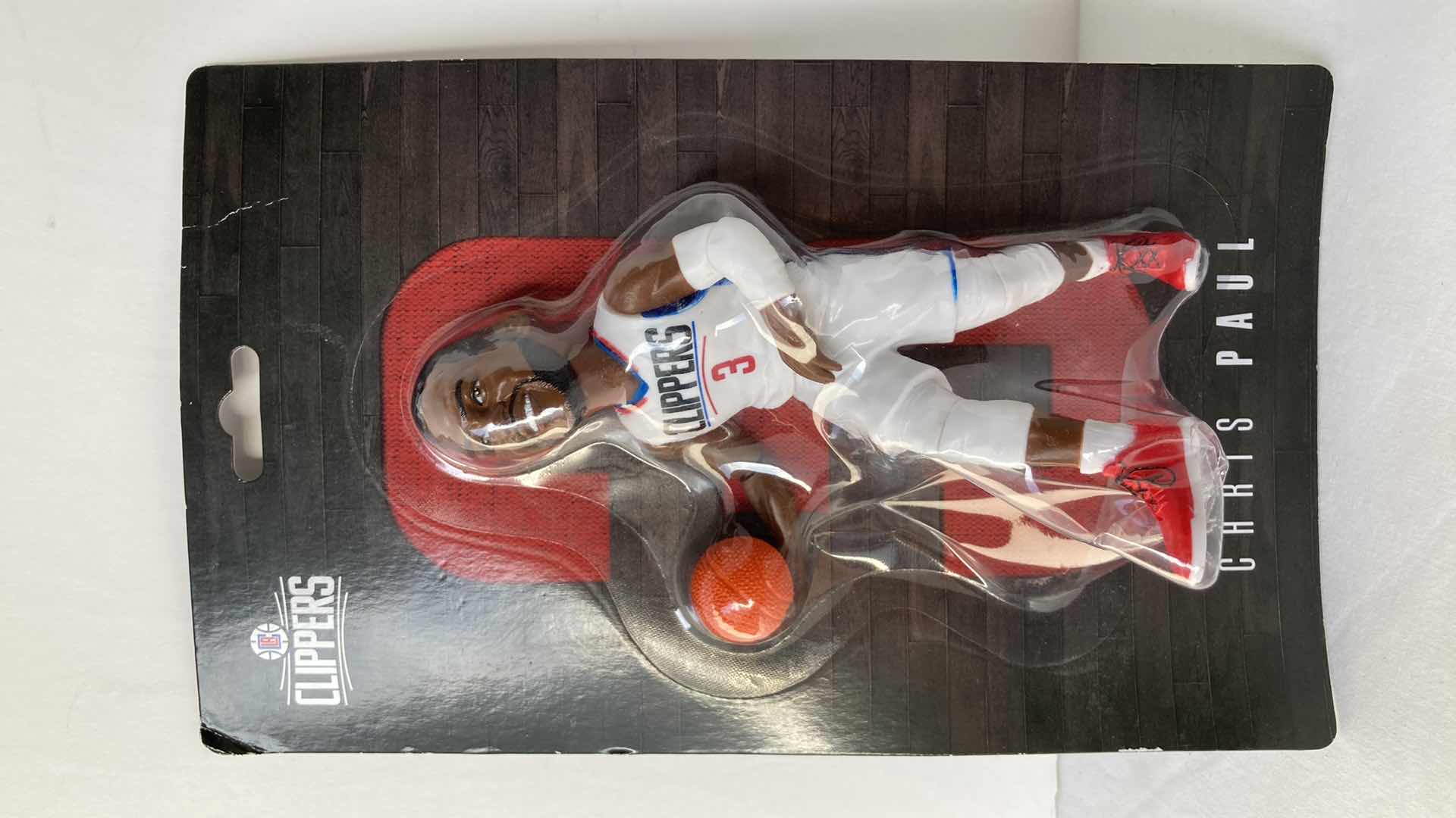 Photo 1 of NEW NBA CLIPPERS CHRIS PAUL ACTION FIGURE H6.5”