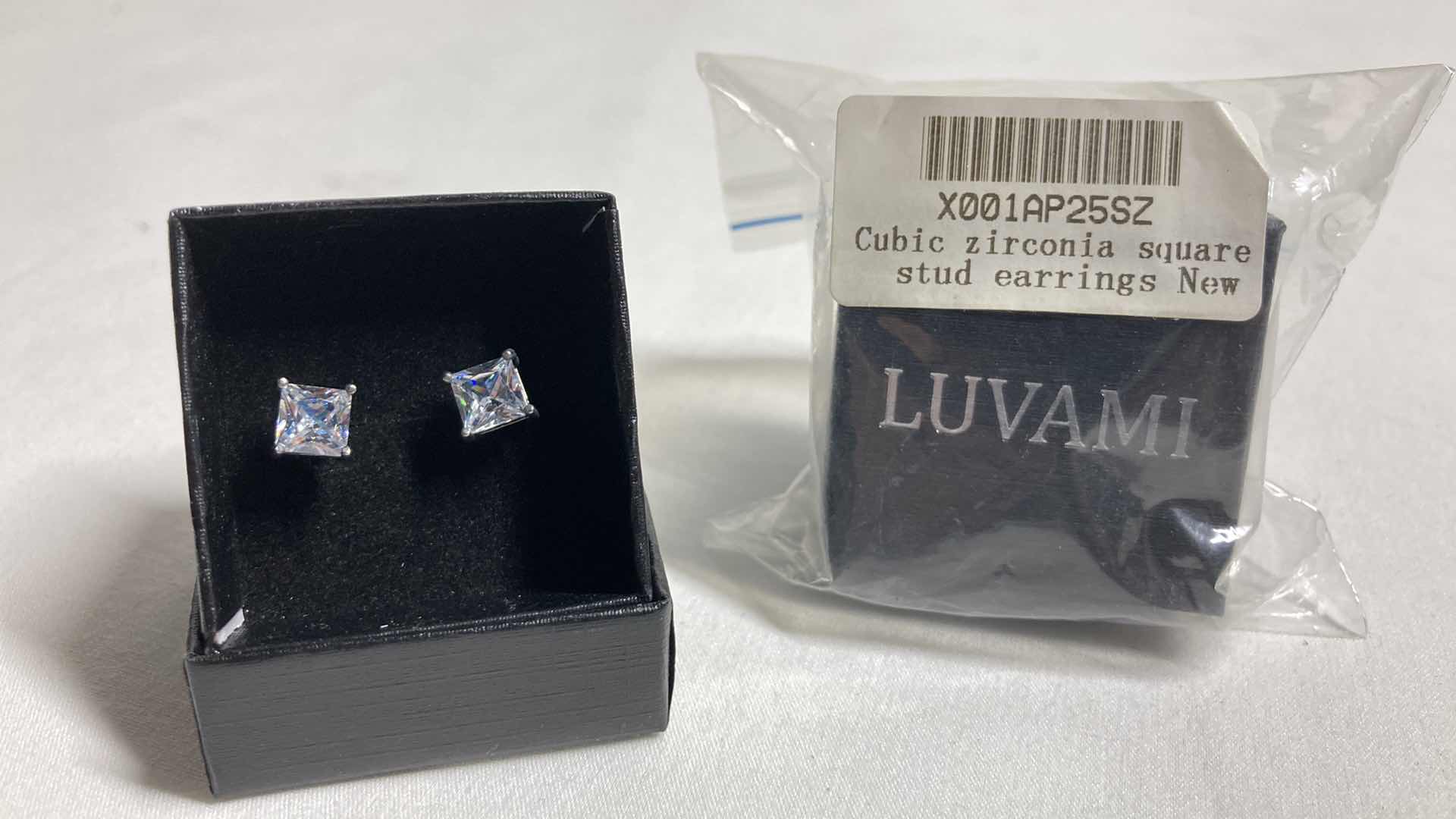 Photo 1 of NEW LUVAMI CUBIC ZIRCONIA 0.25” SQUARE STUD EARRINGS (20)