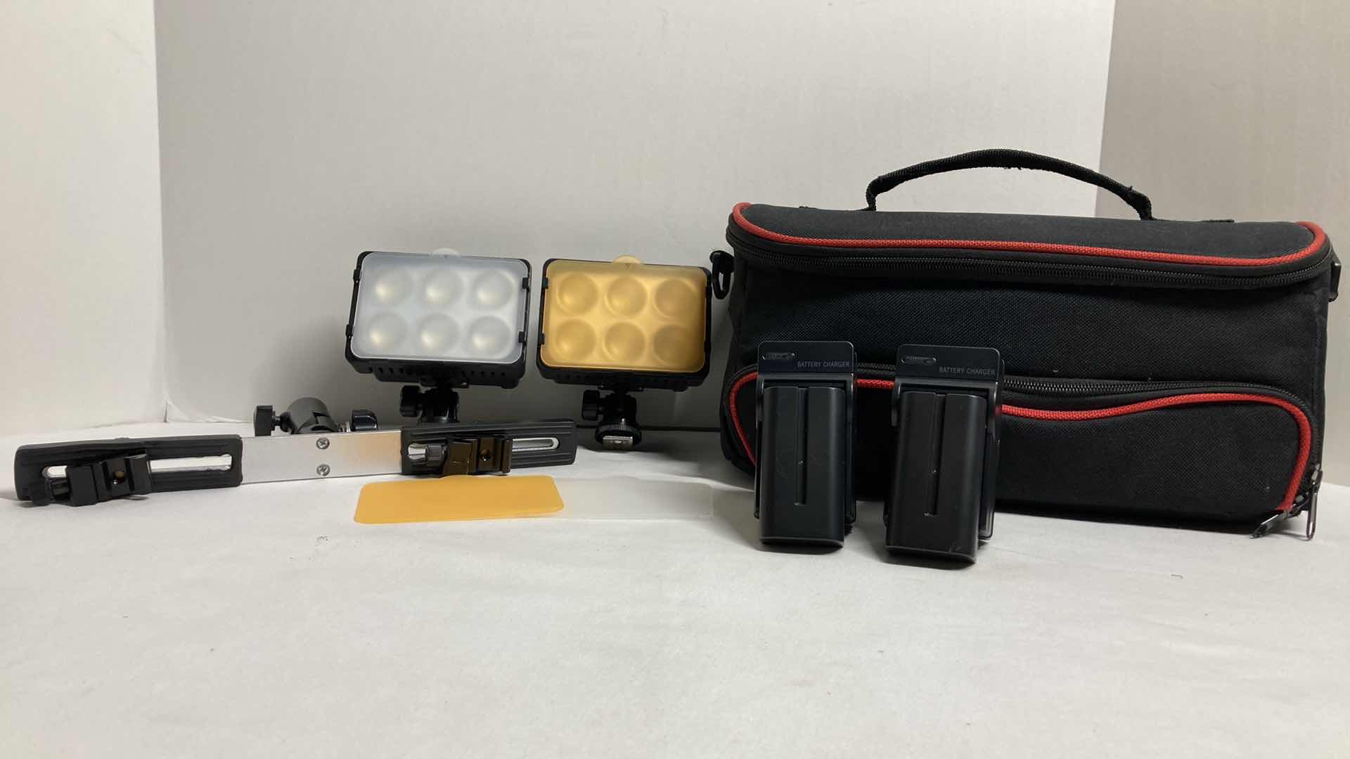 Photo 1 of LED HIGH POWER VIDEO LIGHT KIT MODEL DV-DV1300