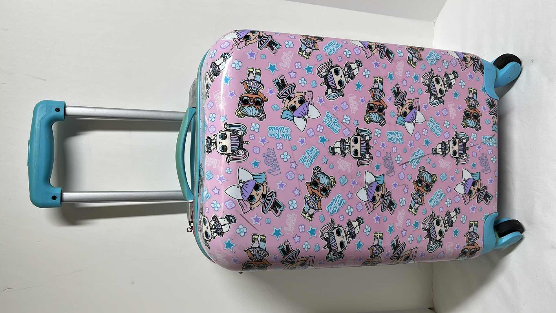 Photo 1 of LOL SURPRISE DOLLS 18.5” LUGGAGE CASE W SPINNER WHEELS