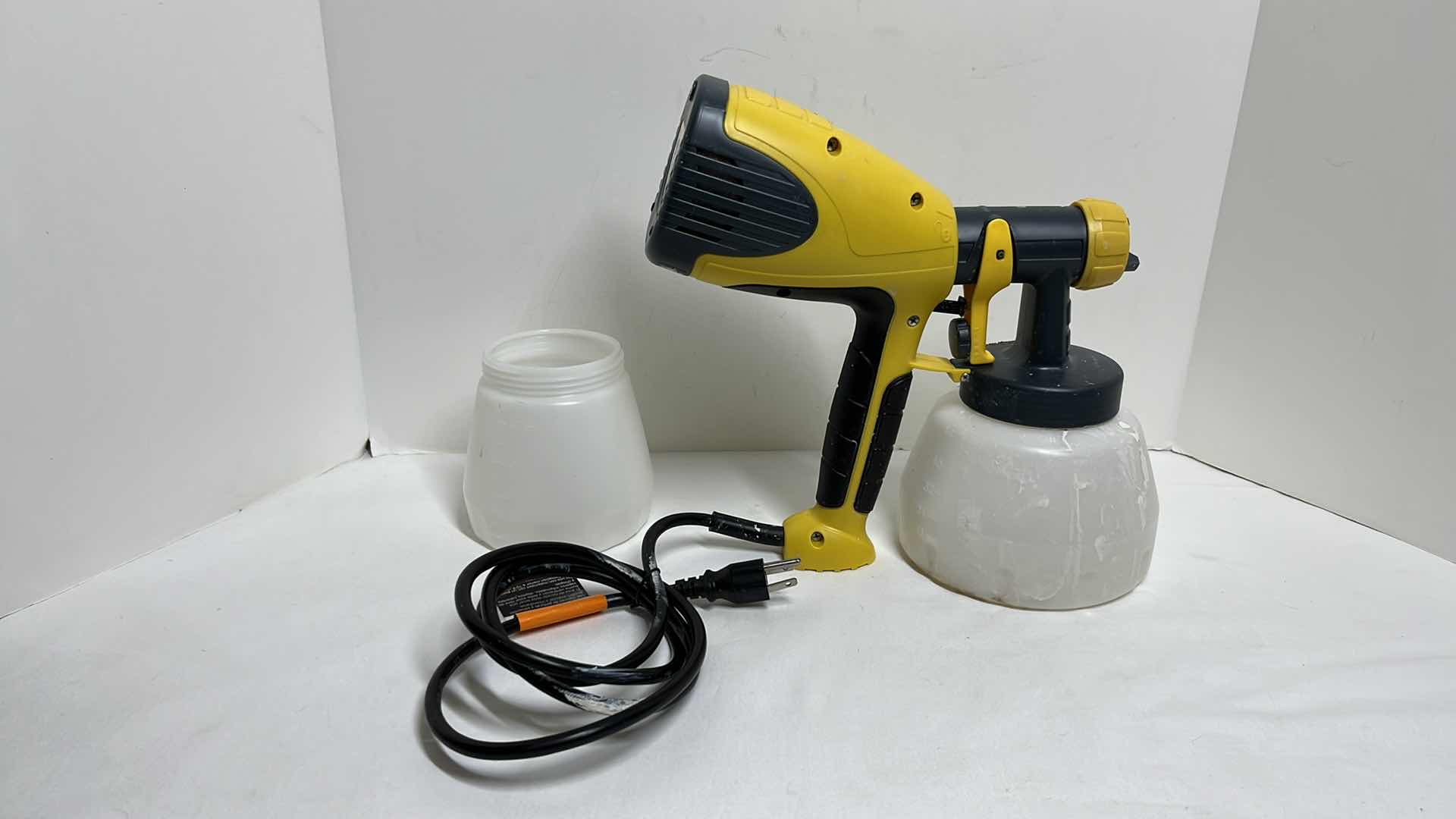 Photo 1 of WAGNER SPRAYTECH HVLP CONTROL SPRAY STAIN SPRAYER MODEL 0417005