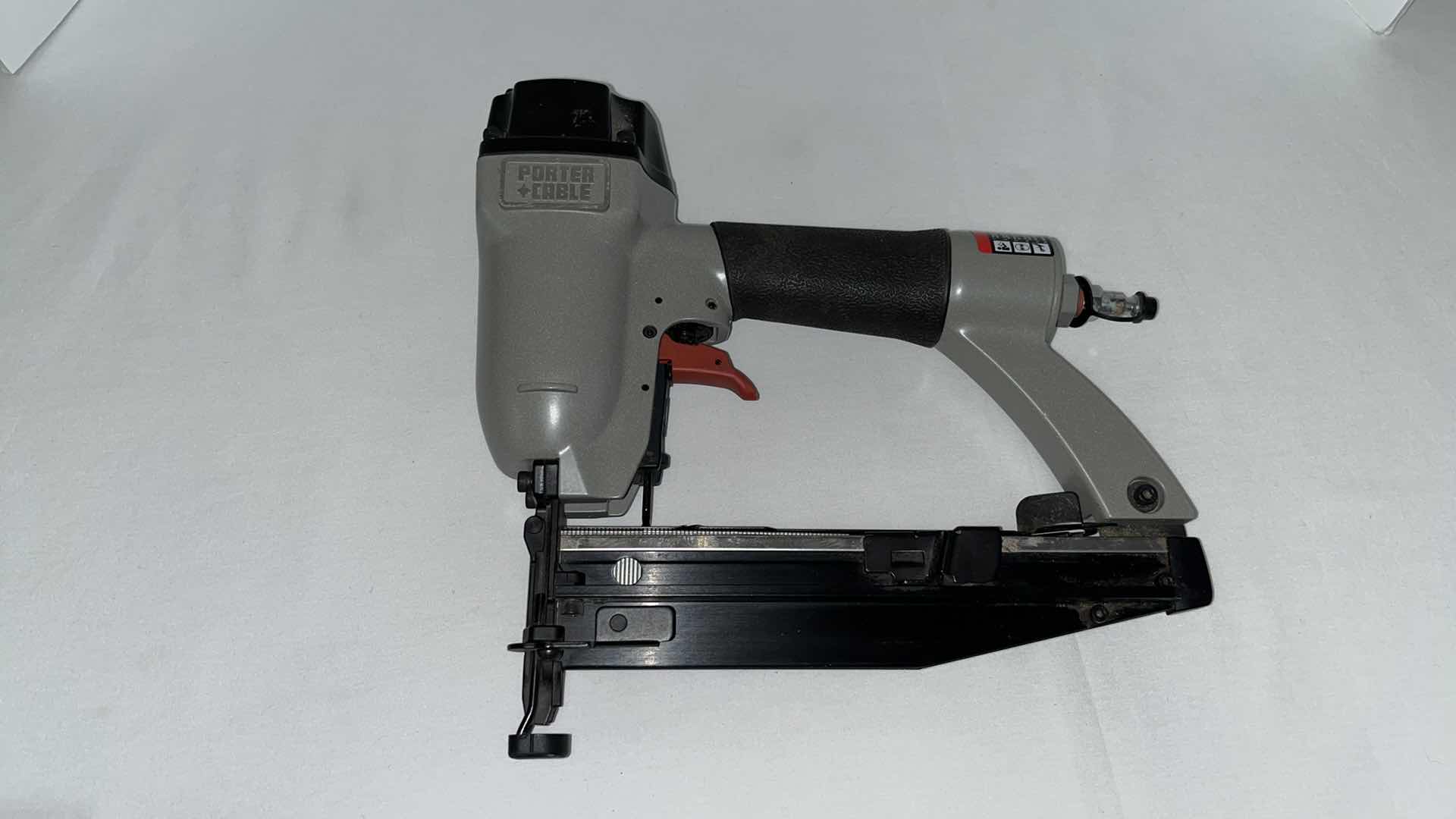 Photo 1 of PORTER CABLE 16 GAUGE FINISH NAILER MODEL FN250B