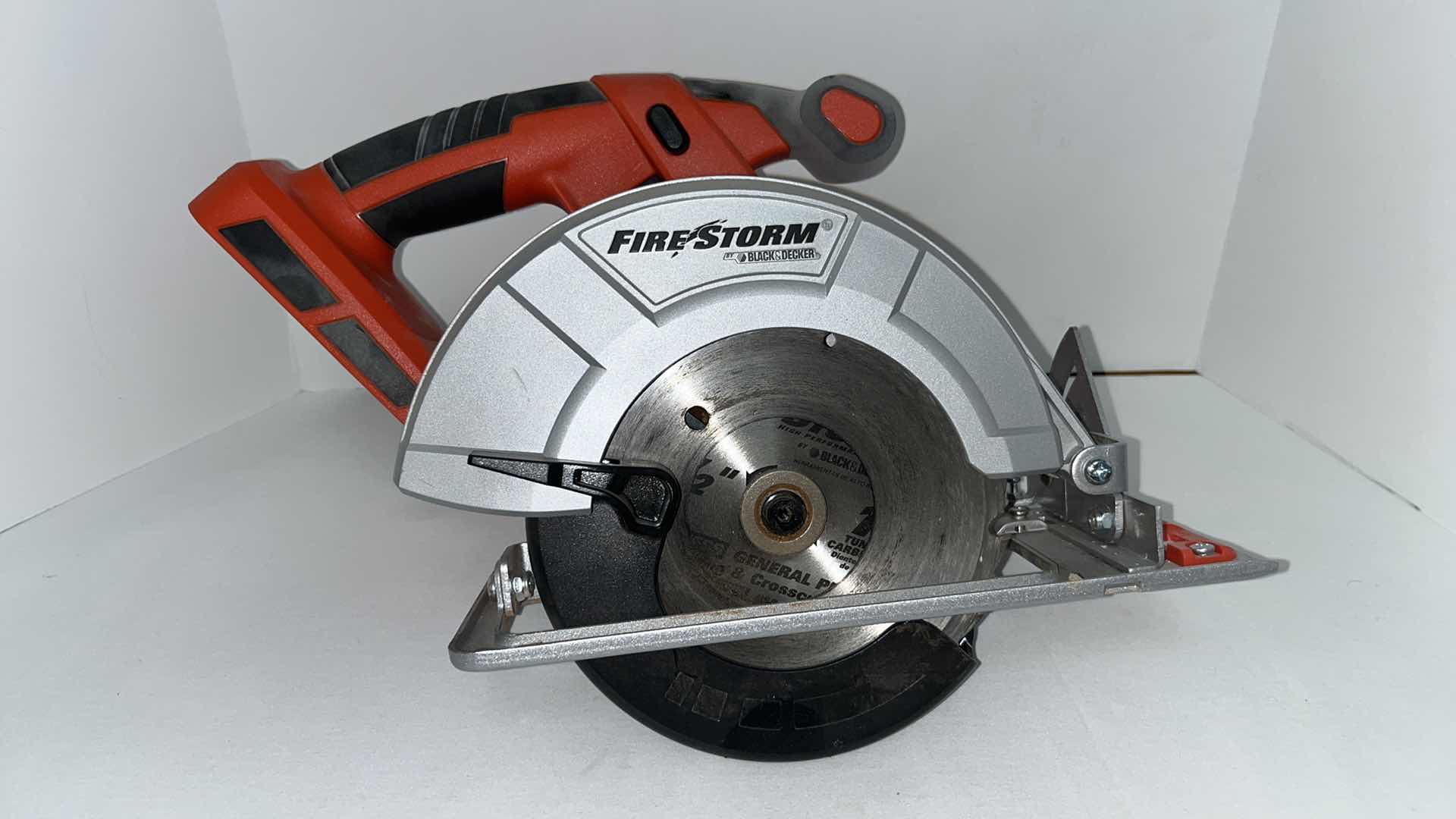 Photo 1 of BLACK & DECKER 18V FIRESTORM CORDLESS CIRCULAR SAW MODEL FS1806CS