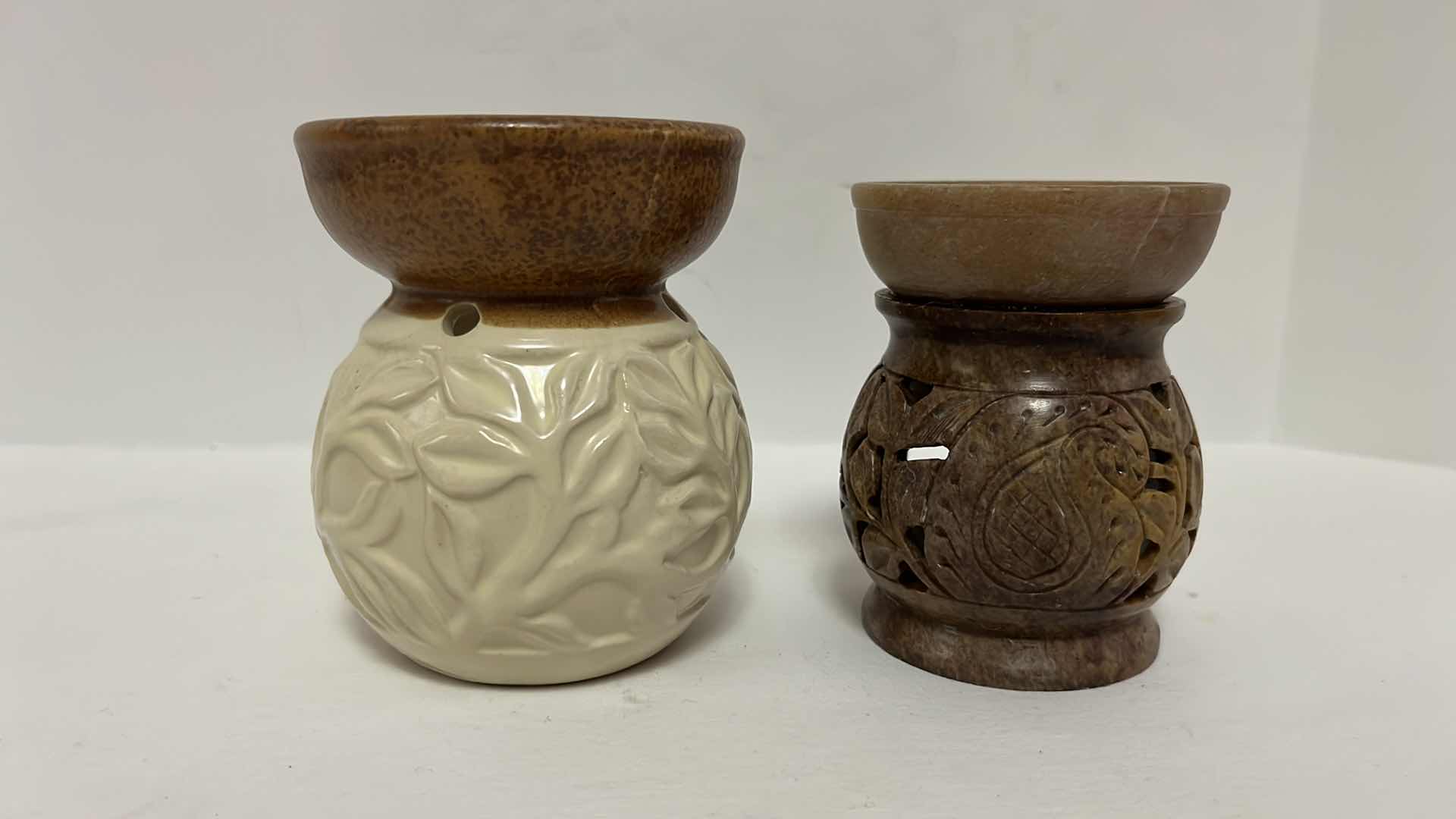 Photo 4 of TEALIGHT WAX WARMERS (2) & DECORATIVE MIRROR 16.75”