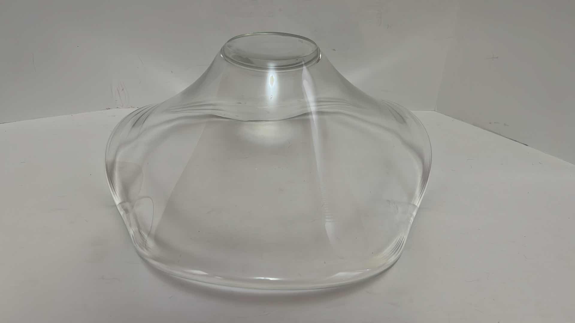 Photo 4 of CLEAR GLASS CENTERPIECE BOWL W RUFFLE RIM 15.5” X 15” H7”