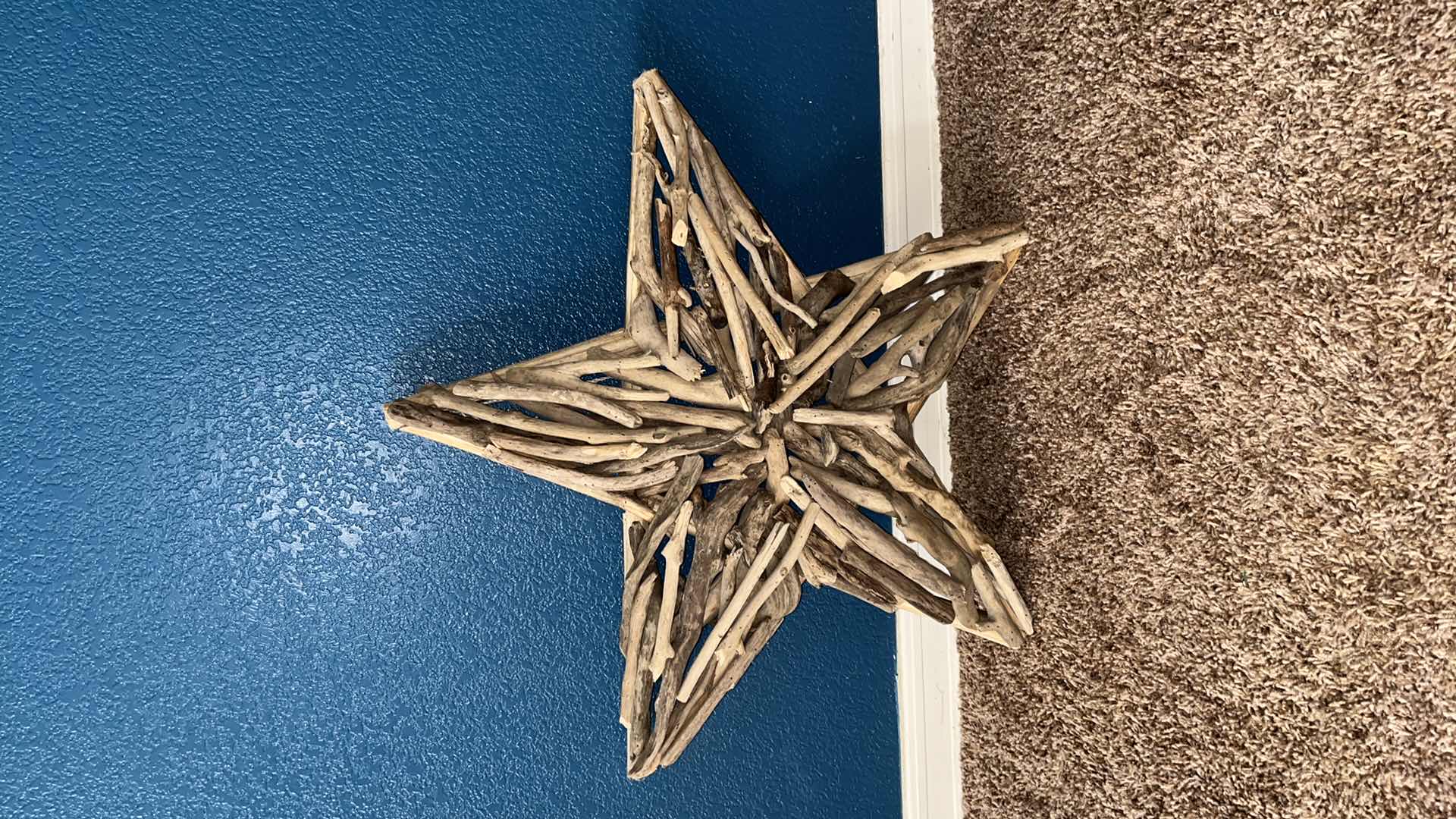 Photo 1 of DRIFTWOOD BRANCH STAR 29” X 27”