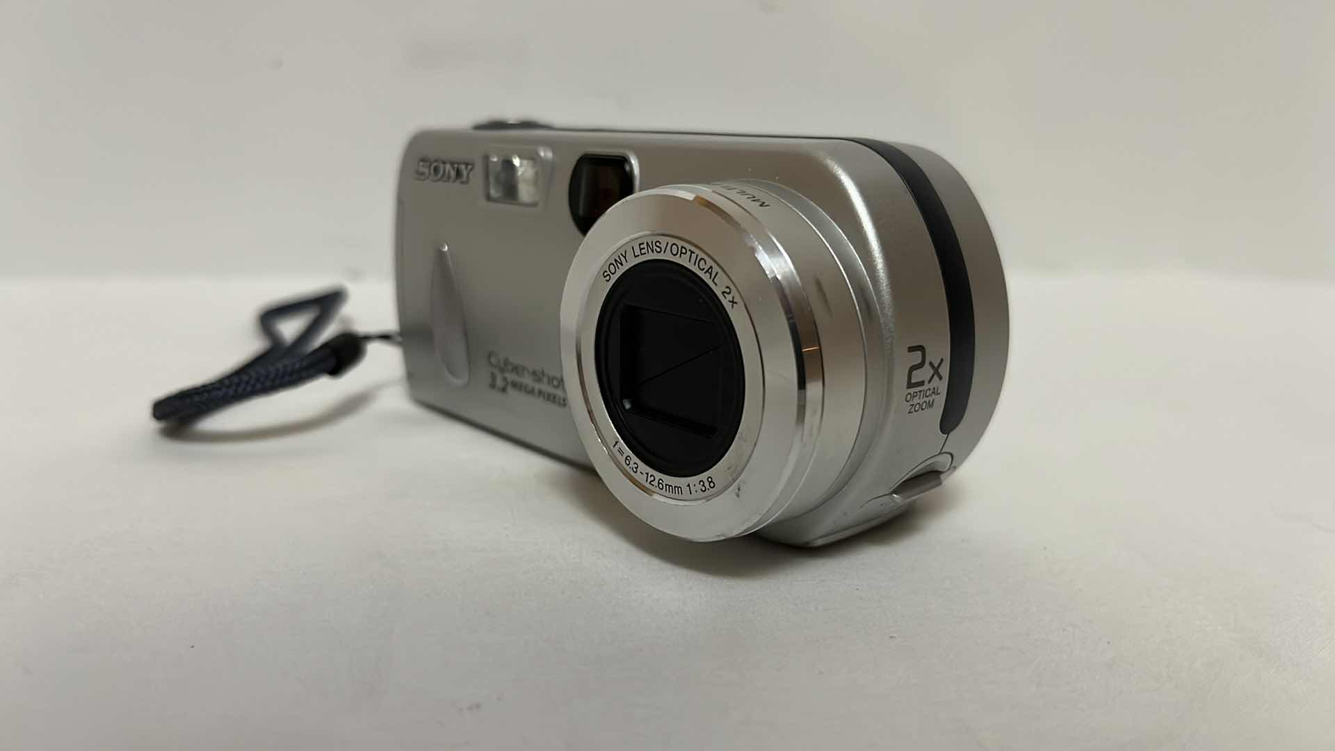 Photo 7 of SONY CYBER-SHOT 3.2 MEGA PIXEL DIGITAL STILL CAMERA MODEL DSC-P52