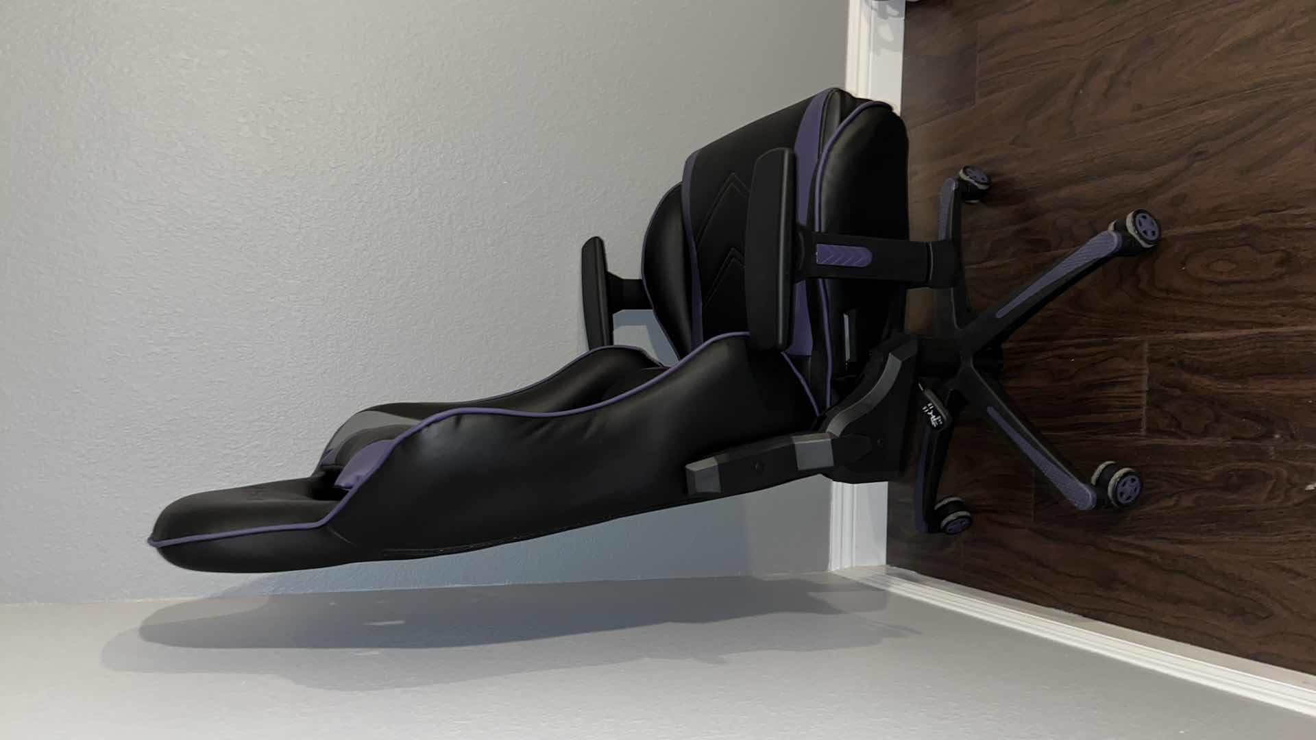 Photo 2 of STAPLES EMERGE VARTAN BONDED LEATHER GAMING CHAIR W ADJUSTABLE HEIGHT, ARMS, TILT TENSION & TILT LOCK, BLACK/GRAY/PURPLE 29" X 27" H50"