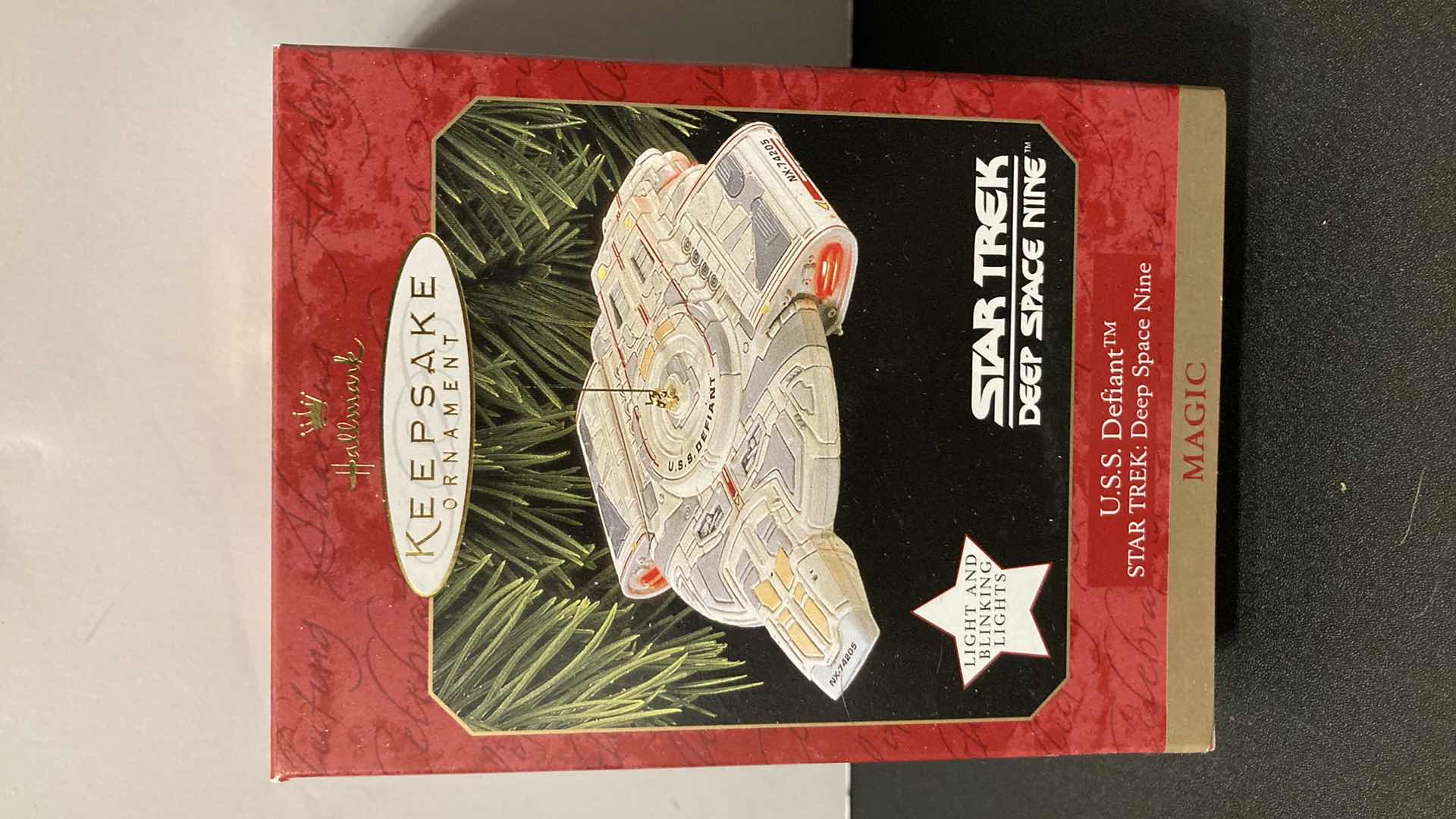 Photo 1 of NEW HALLMARK KEEPSAKE STAR TREK USS DEFIANT COLLECTORS SERIES ORNAMENT