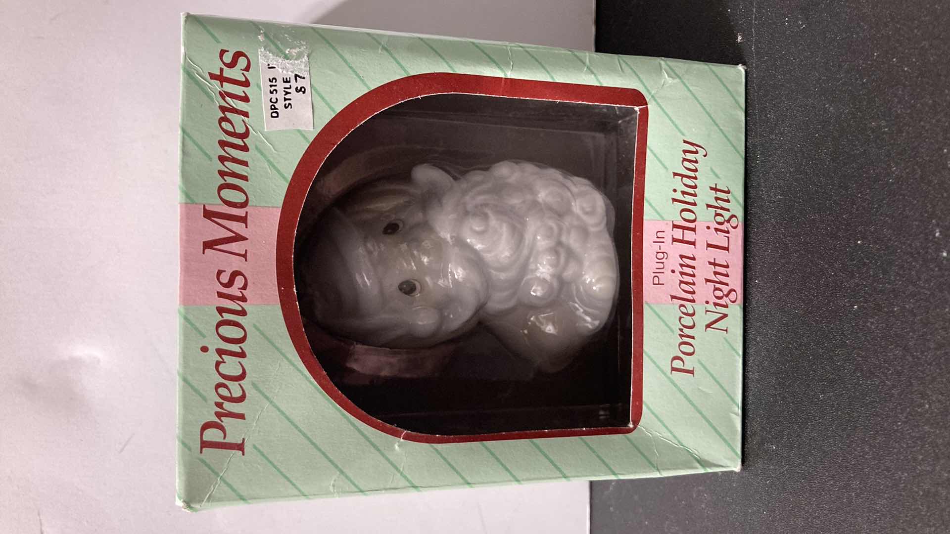 Photo 1 of NEW PRECIOUS MOMENTS PORCELAIN HOLIDAY NIGHT LIGHT