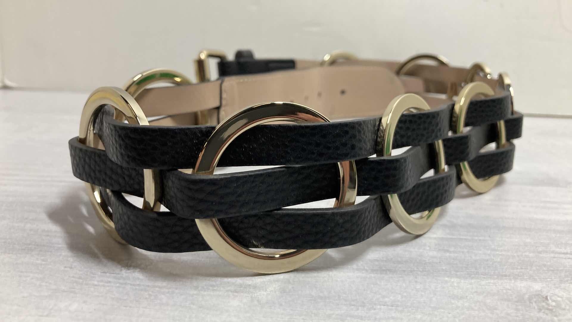 Photo 2 of BCBG MAXAZRIA TRI-STRAP GOLD FINISH RING BELT SIZE S 34”