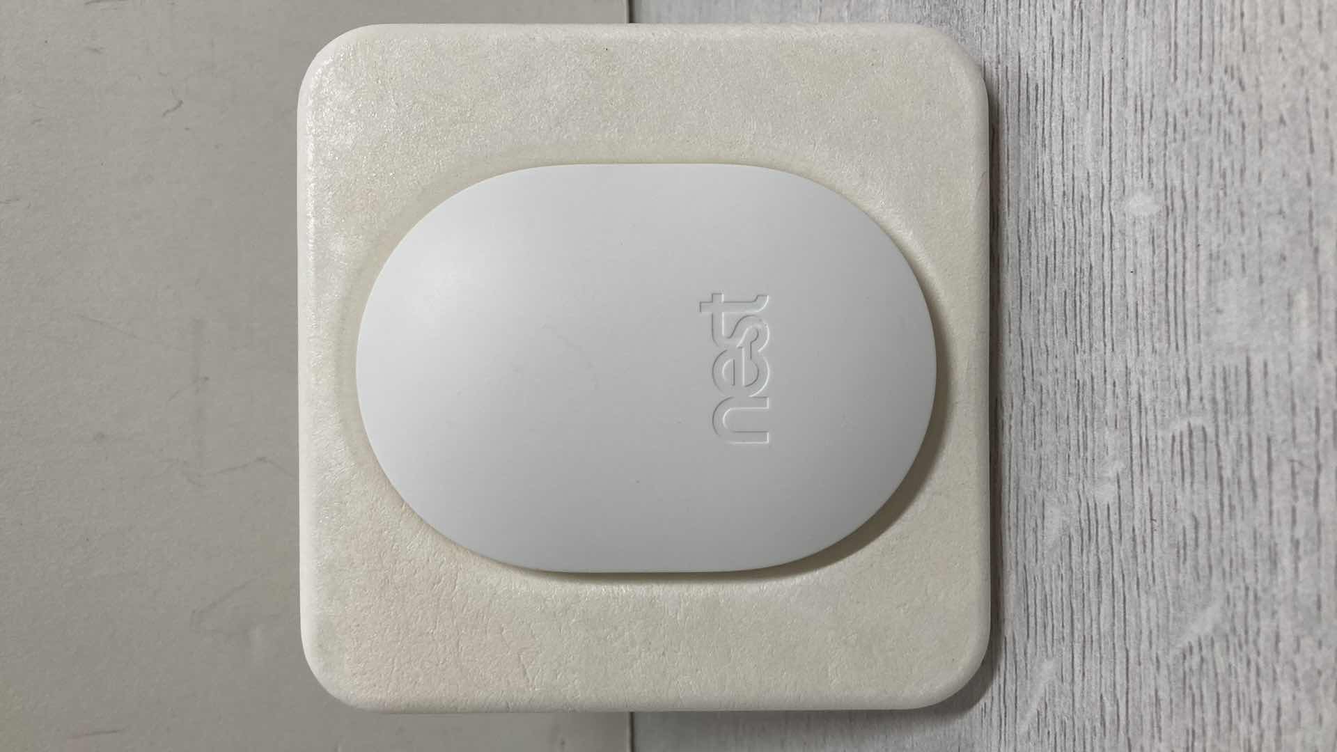 Photo 1 of NEW NEST CONNECT RANGE EXTENDER MODEL H17000EF